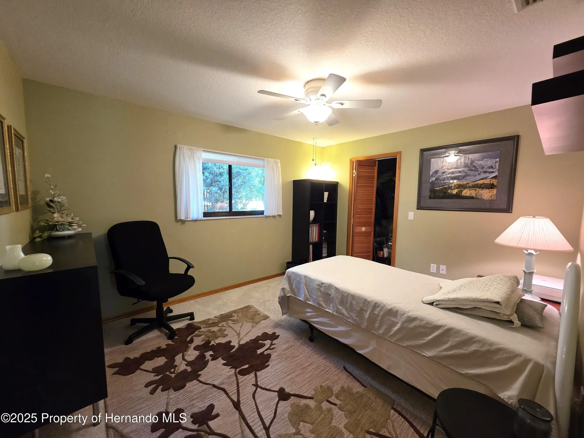 Property Slideshow image 17 of 43 | 9446 ashley dr, Weeki Wachee, FL, 34613