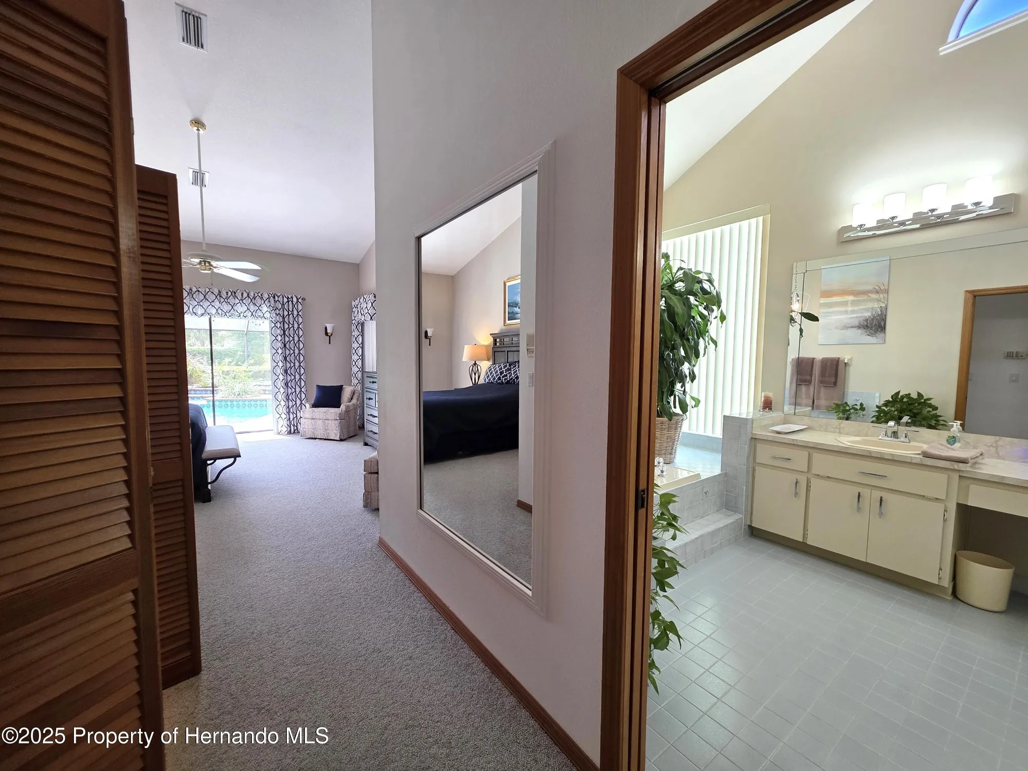 Property Slideshow image 26 of 43 | 9446 ashley dr, Weeki Wachee, FL, 34613