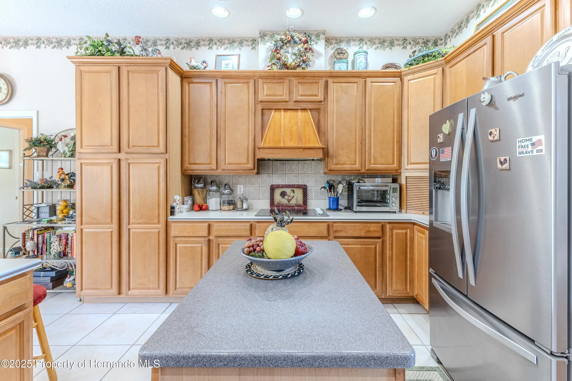 Property Slideshow image 23 of 66 | 5158 legend hills ln, Spring Hill, FL, 34609