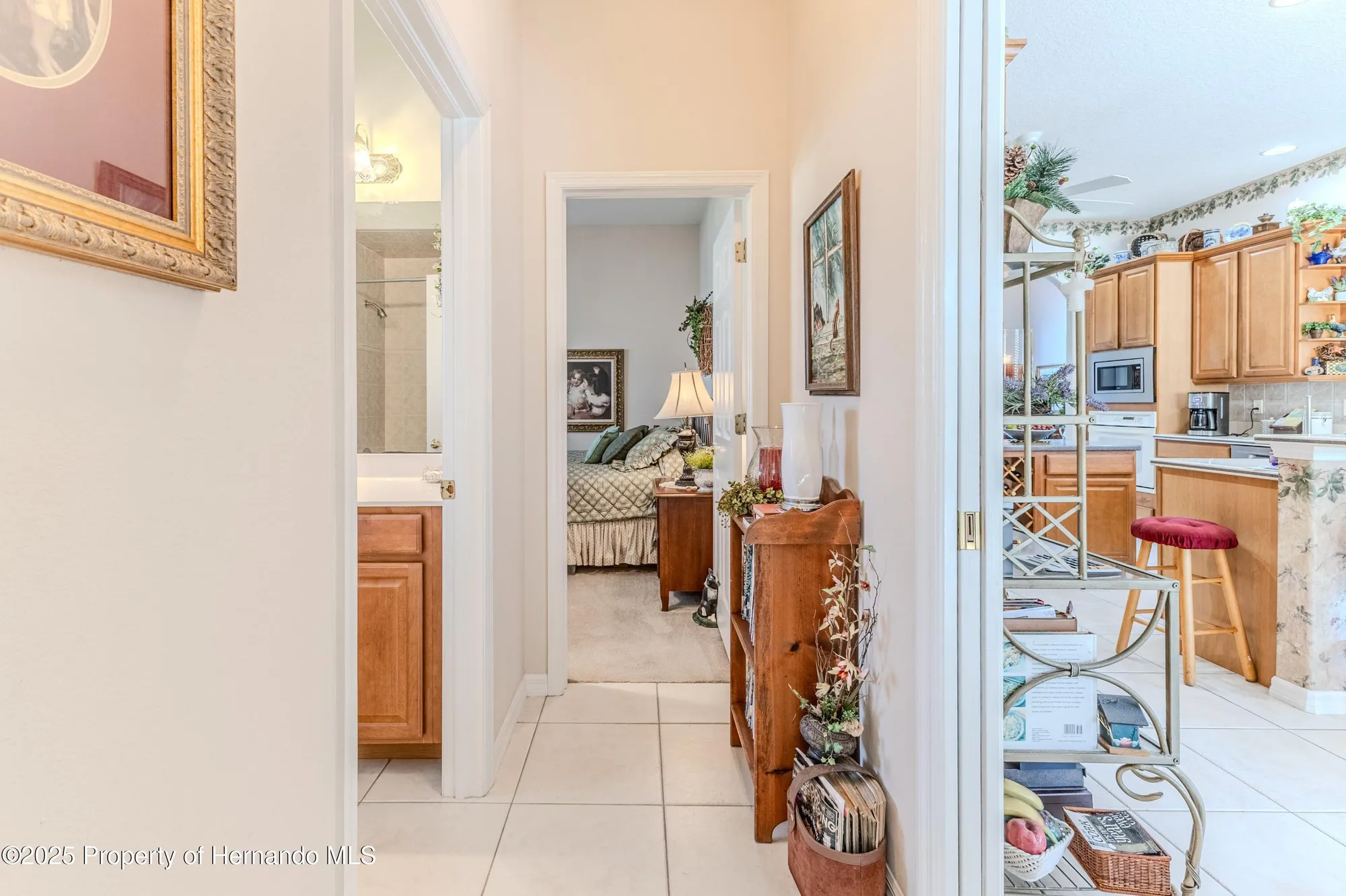 Property Slideshow image 33 of 66 | 5158 legend hills ln, Spring Hill, FL, 34609