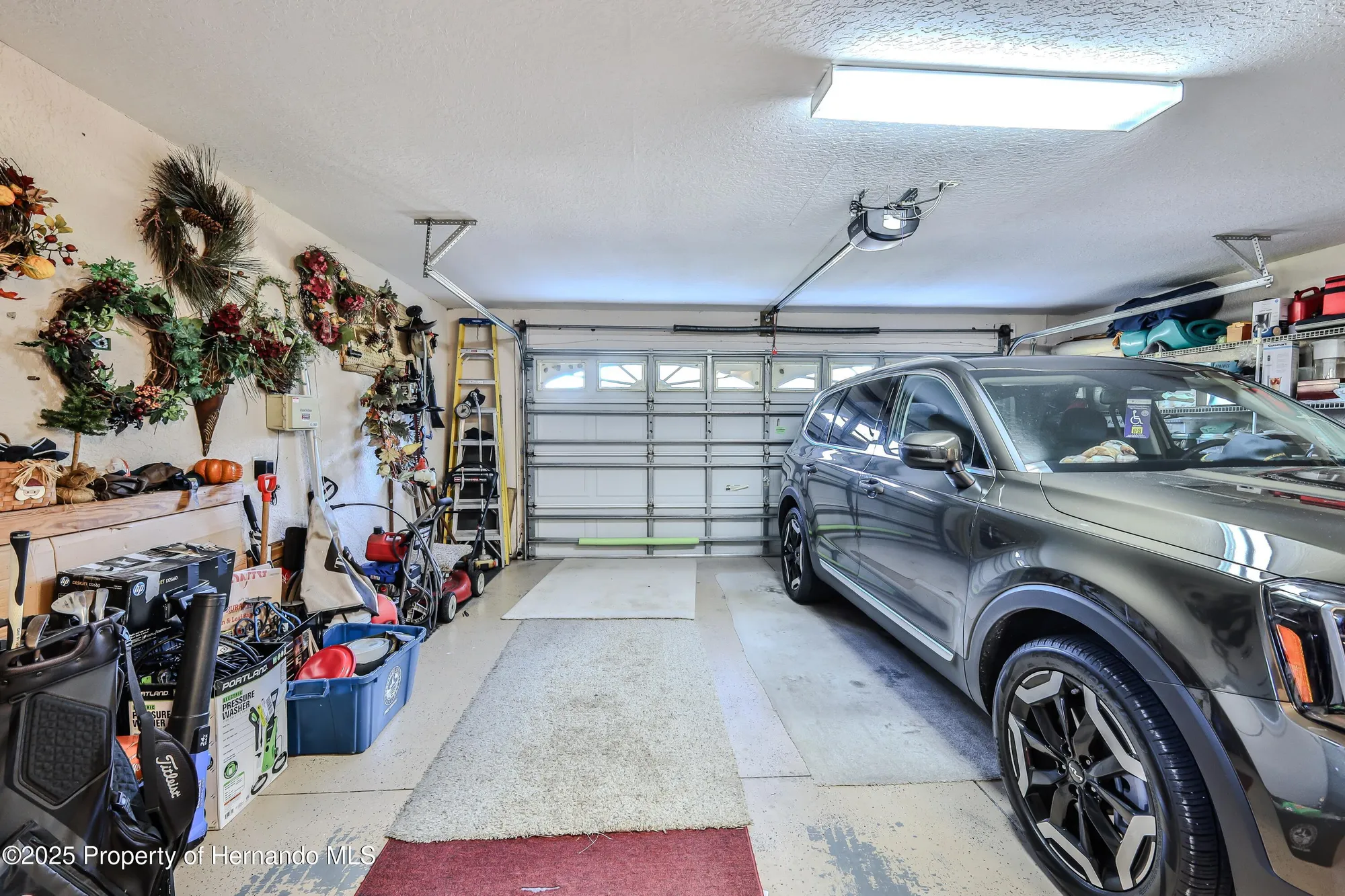 Property Slideshow image 53 of 66 | 5158 legend hills ln, Spring Hill, FL, 34609
