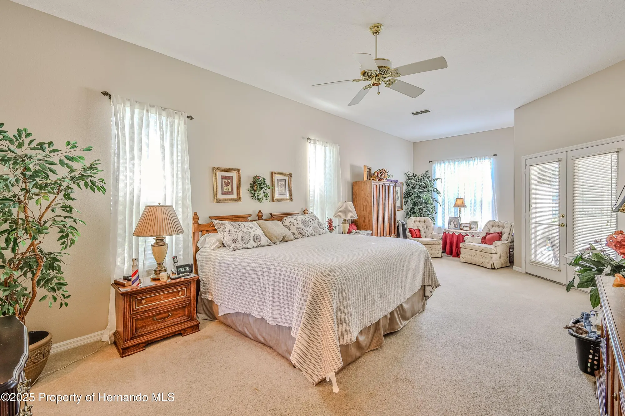 Property Slideshow image 43 of 66 | 5158 legend hills ln, Spring Hill, FL, 34609