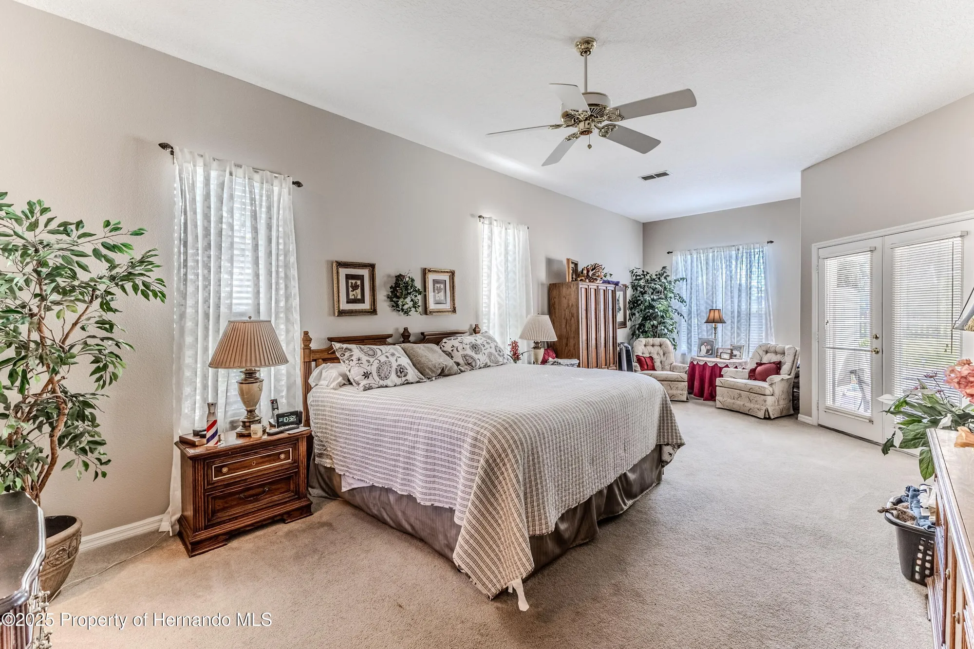 Property Slideshow image 44 of 66 | 5158 legend hills ln, Spring Hill, FL, 34609