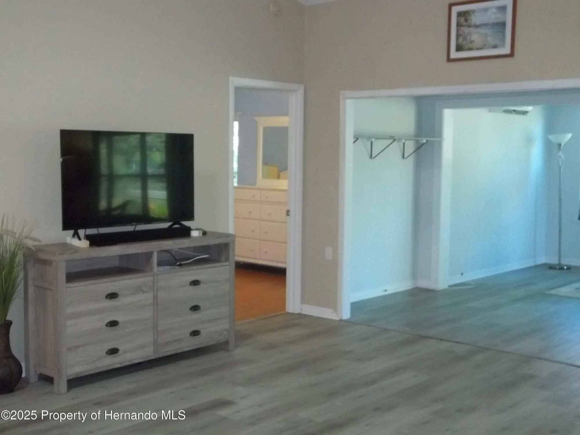 Property Slideshow image 10 of 28 | 2047 springmeadow dr, Spring Hill, FL, 34606