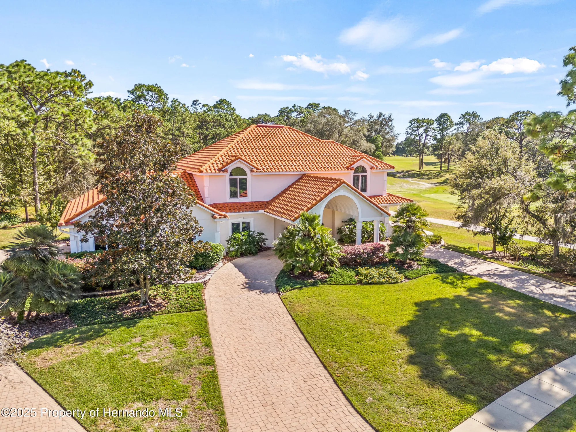 Property Slideshow image 4 of 72 | 5198 legend hills ln, Brooksville, FL, 34609