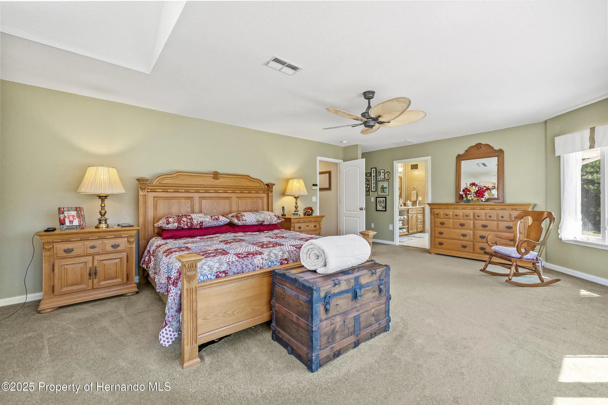 Property Slideshow image 32 of 72 | 5198 legend hills ln, Brooksville, FL, 34609