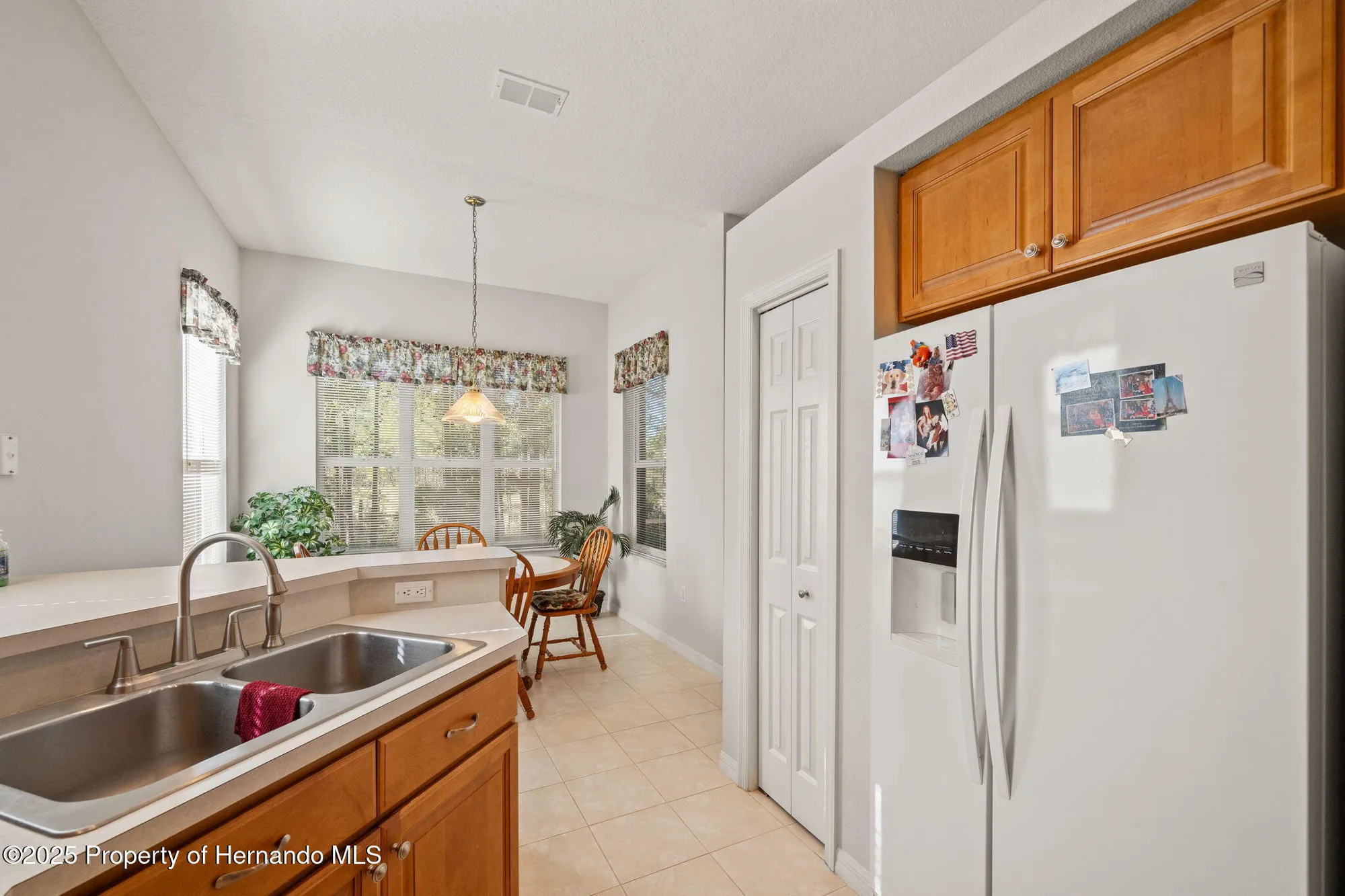 Property Slideshow image 14 of 51 | 10199 holly berry dr, Weeki Wachee, FL, 34613