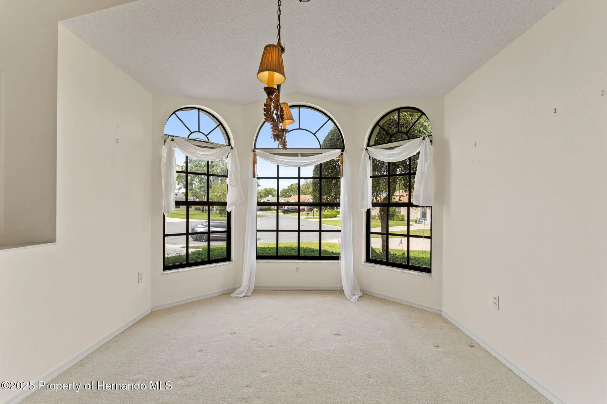 Property Slideshow image 7 of 25 | 11368 copley ct, Spring Hill, FL, 34609