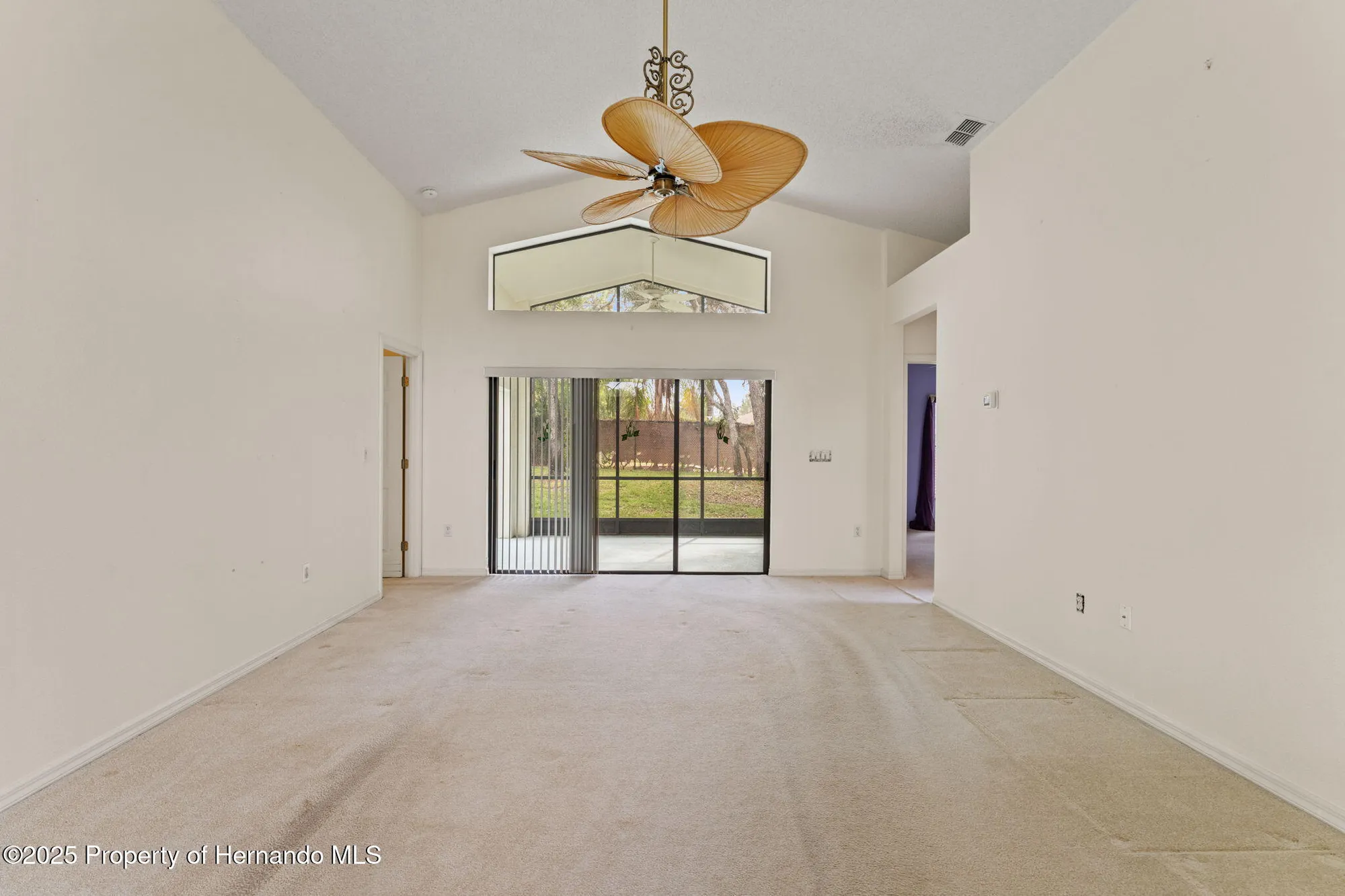 Property Slideshow image 5 of 25 | 11368 copley ct, Spring Hill, FL, 34609