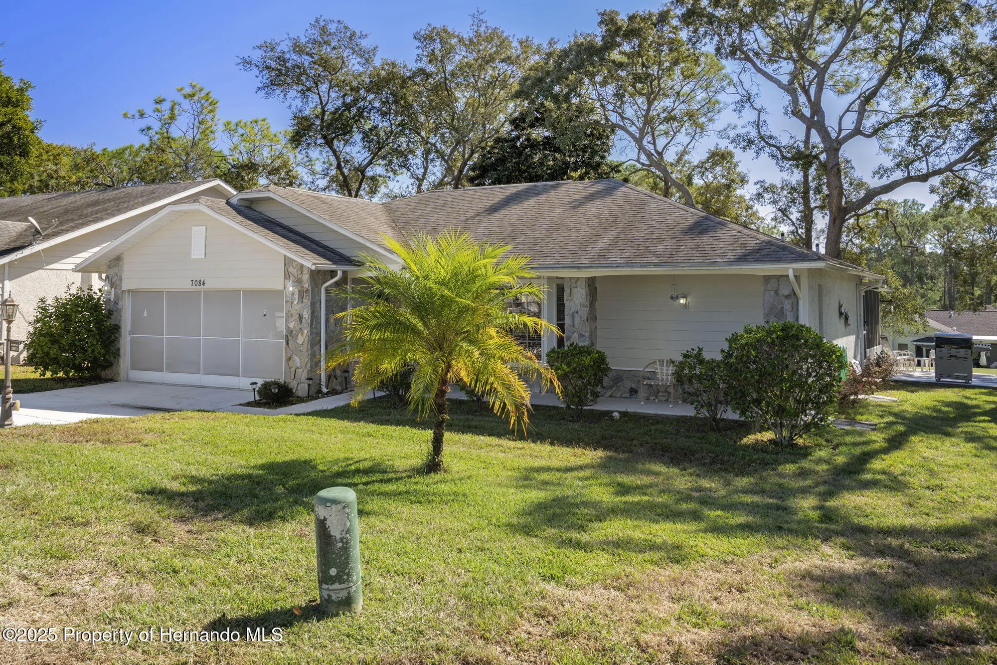 Property Slideshow image 5 of 101 | 7084 pond view ct, Spring Hill, FL, 34606