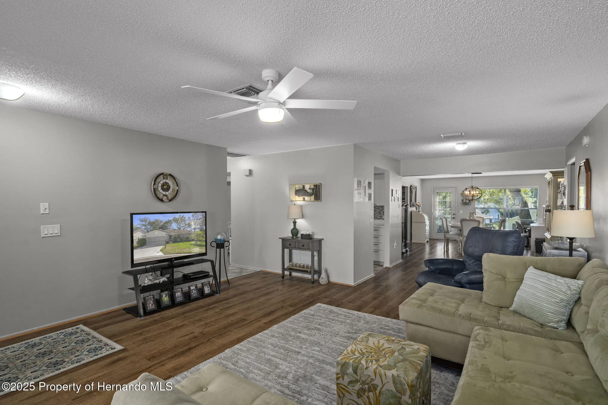 Property Slideshow image 9 of 101 | 7084 pond view ct, Spring Hill, FL, 34606
