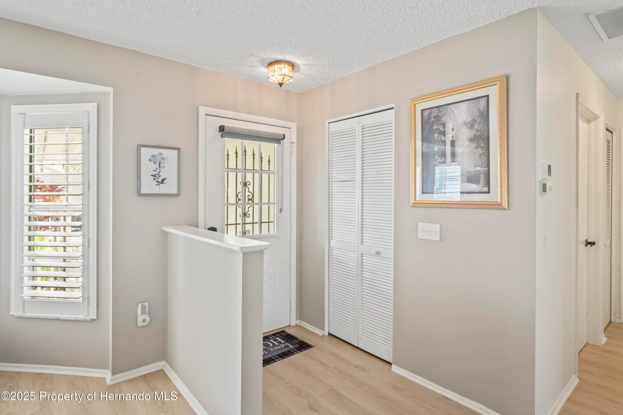 Property Slideshow image 8 of 107 | 7107 pond view ct, Spring Hill, FL, 34606