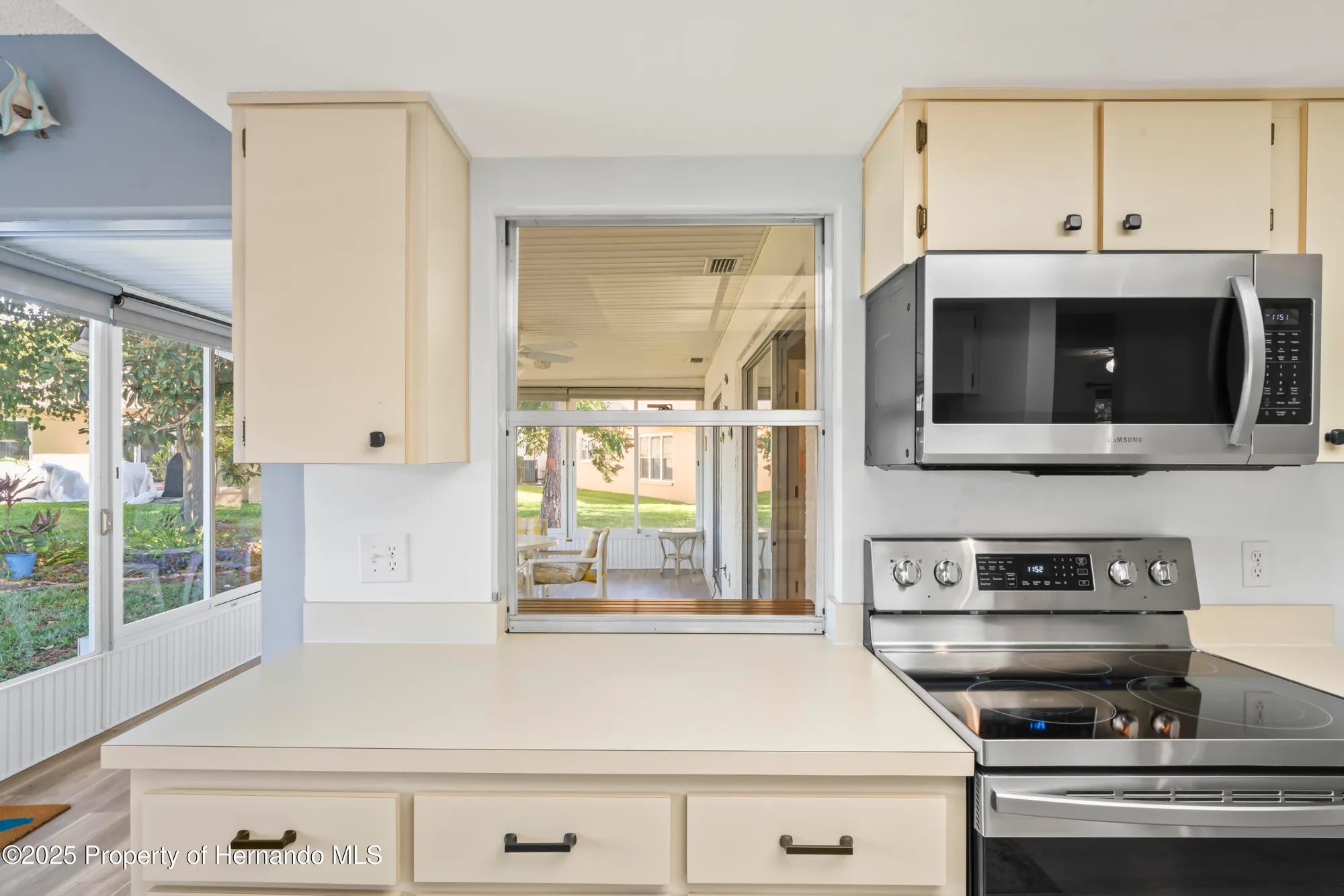 Property Slideshow image 18 of 107 | 7107 pond view ct, Spring Hill, FL, 34606