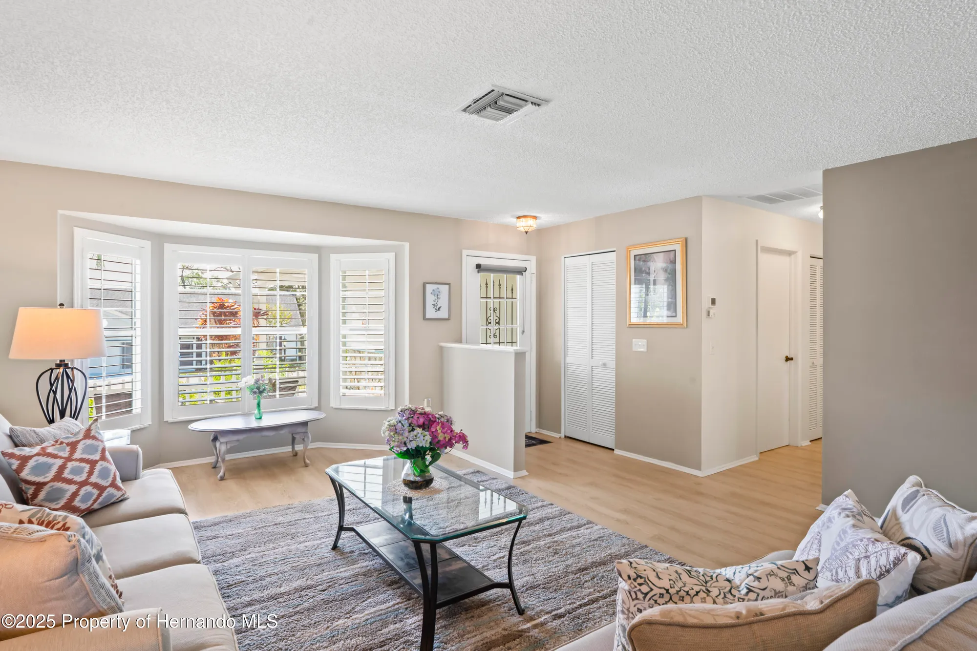 Property Slideshow image 10 of 107 | 7107 pond view ct, Spring Hill, FL, 34606