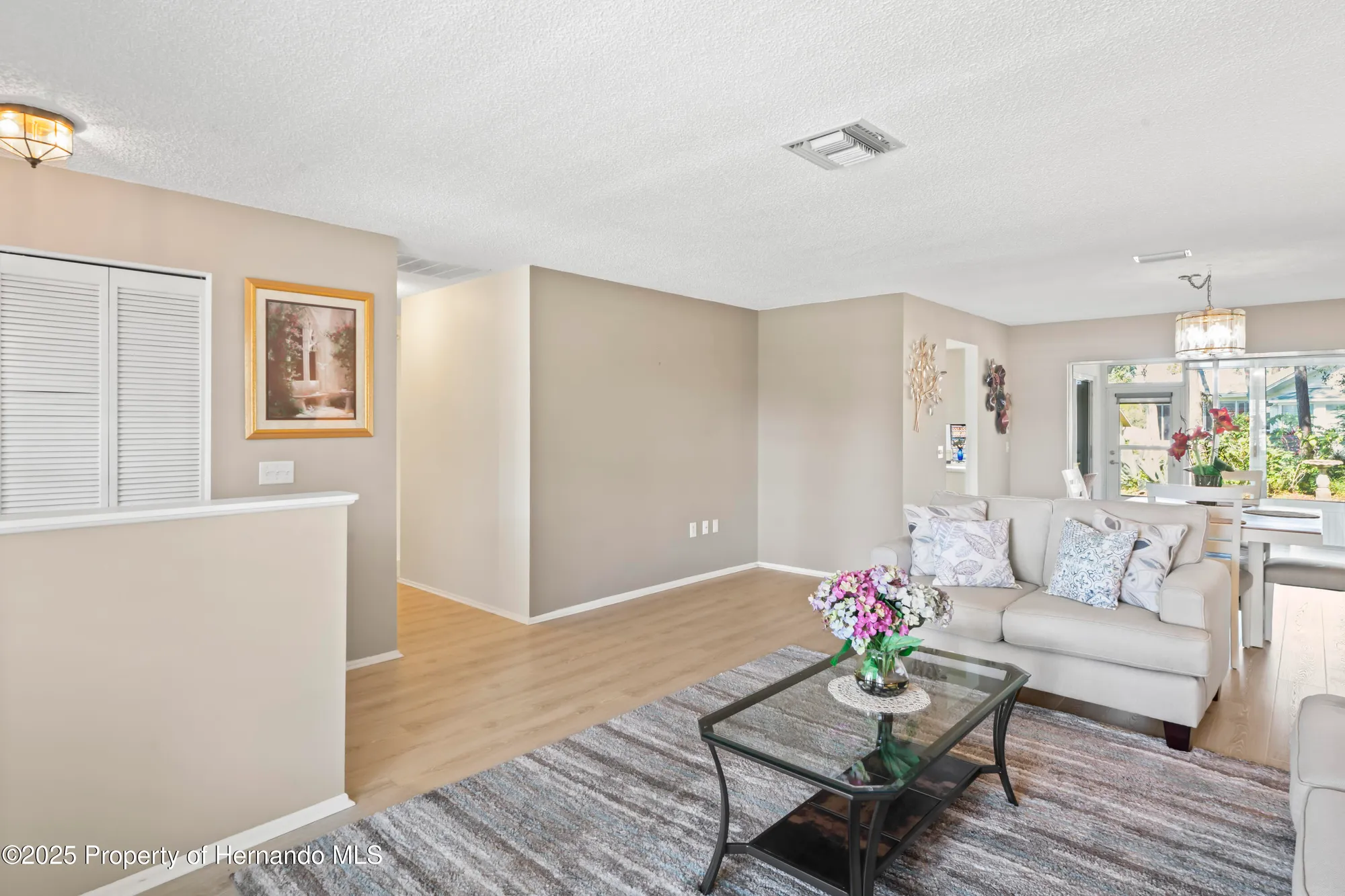 Property Slideshow image 12 of 107 | 7107 pond view ct, Spring Hill, FL, 34606