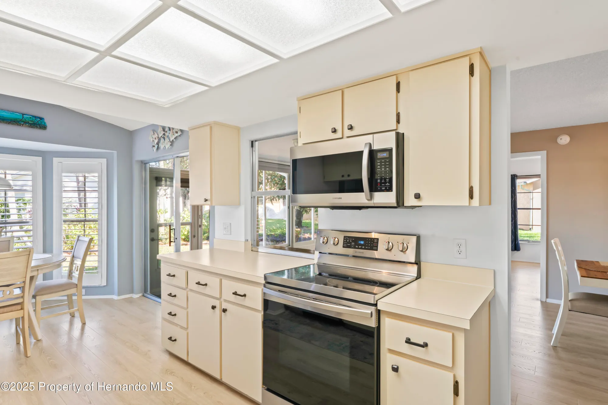 Property Slideshow image 14 of 107 | 7107 pond view ct, Spring Hill, FL, 34606