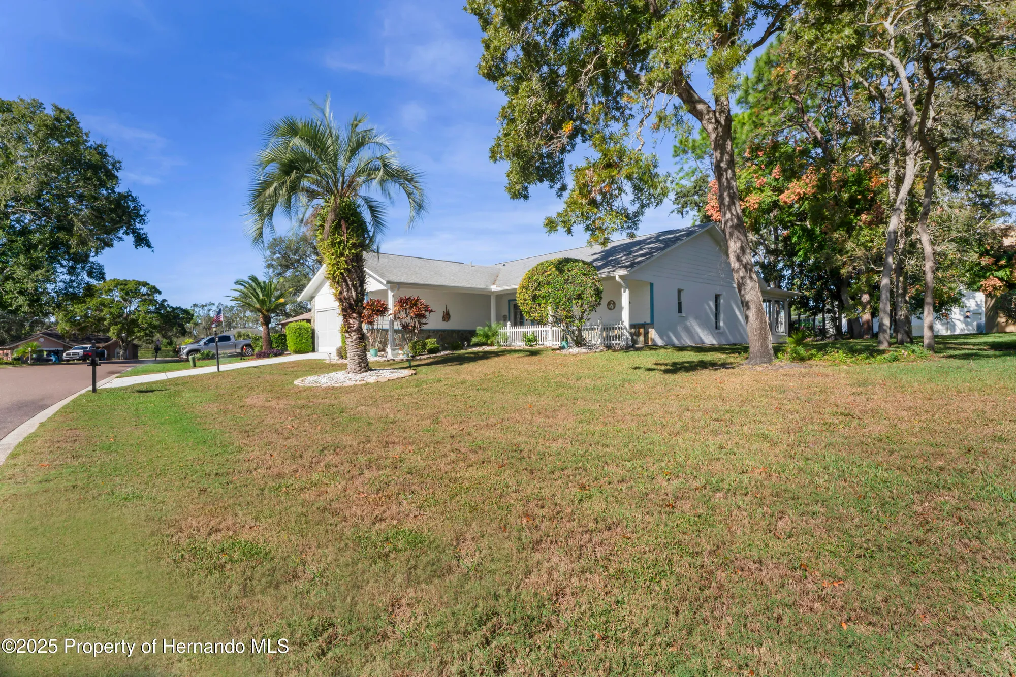 Property Slideshow image 68 of 107 | 7107 pond view ct, Spring Hill, FL, 34606