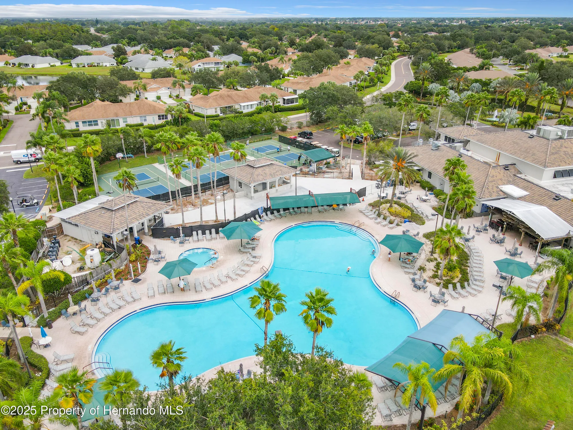 Property Slideshow image 33 of 37 | 1811 bedford ln, Sun City Center, FL, 33573