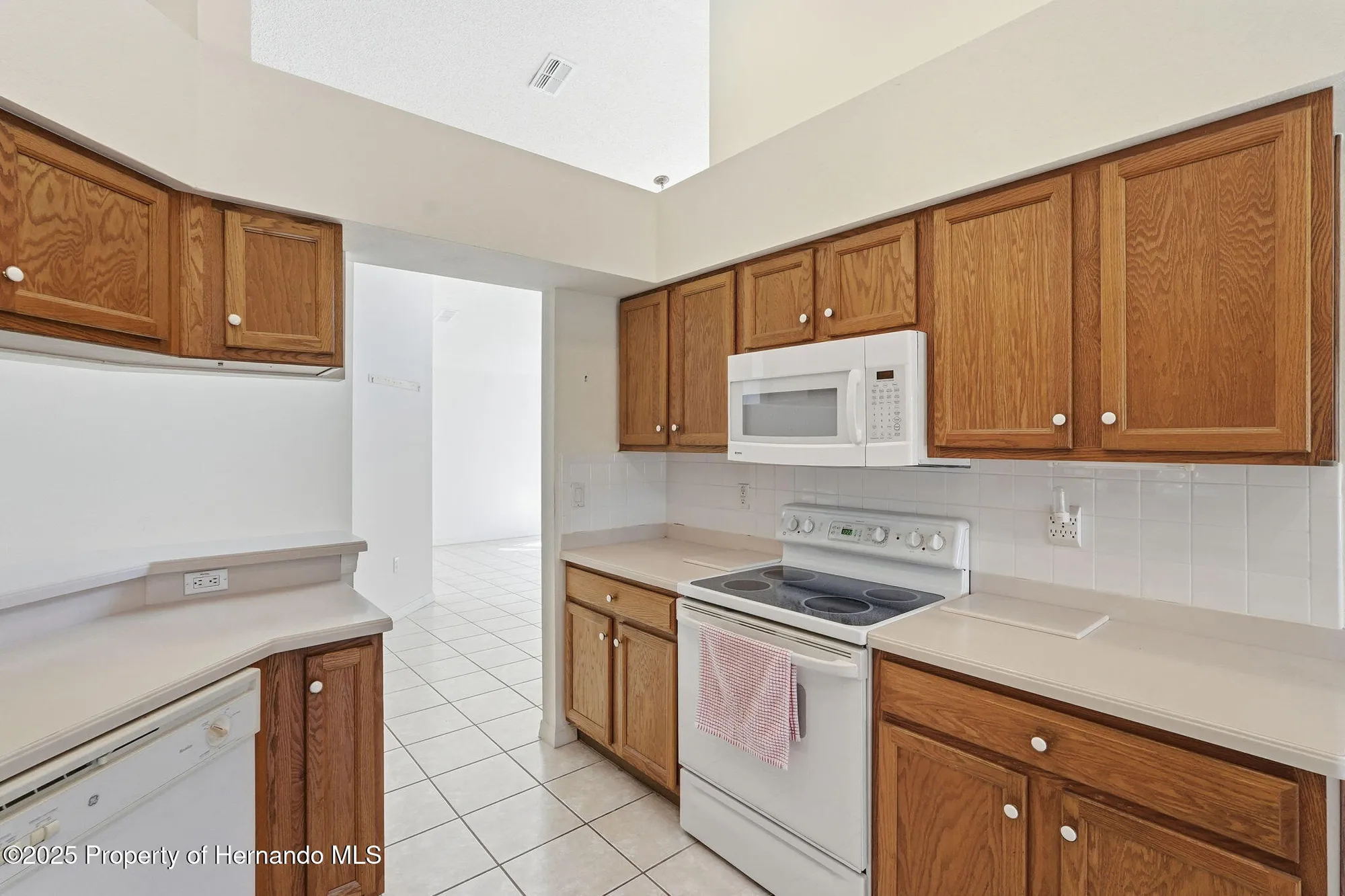 Property Slideshow image 11 of 62 | 11343 leeds dr, Spring Hill, FL, 34609
