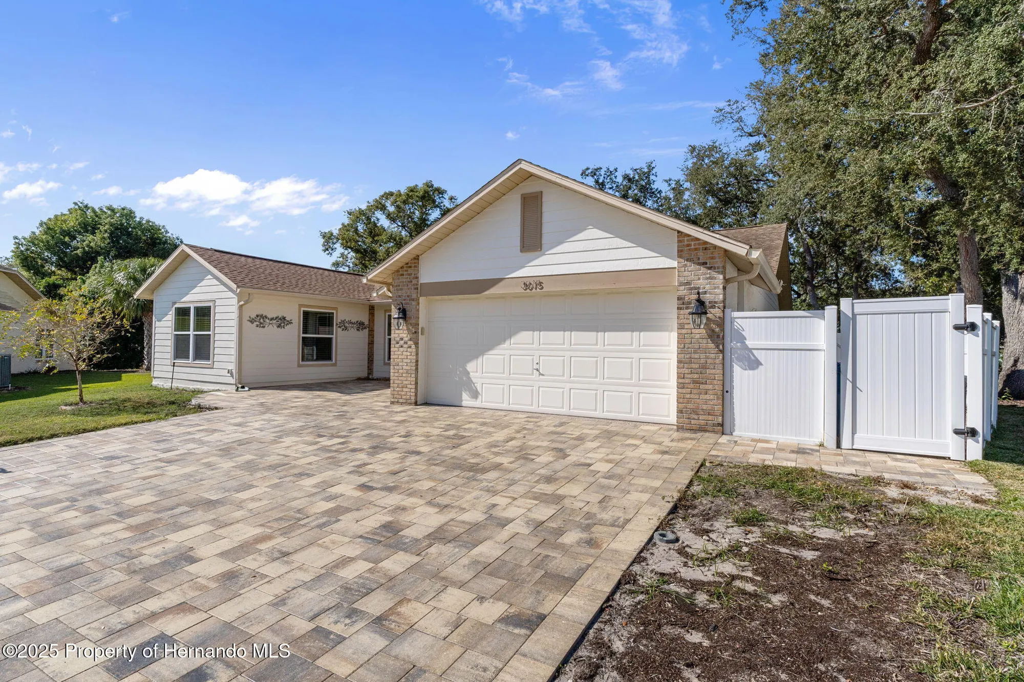 Property Slideshow image 2 of 81 | 3015 saw mill ln, Spring Hill, FL, 34606
