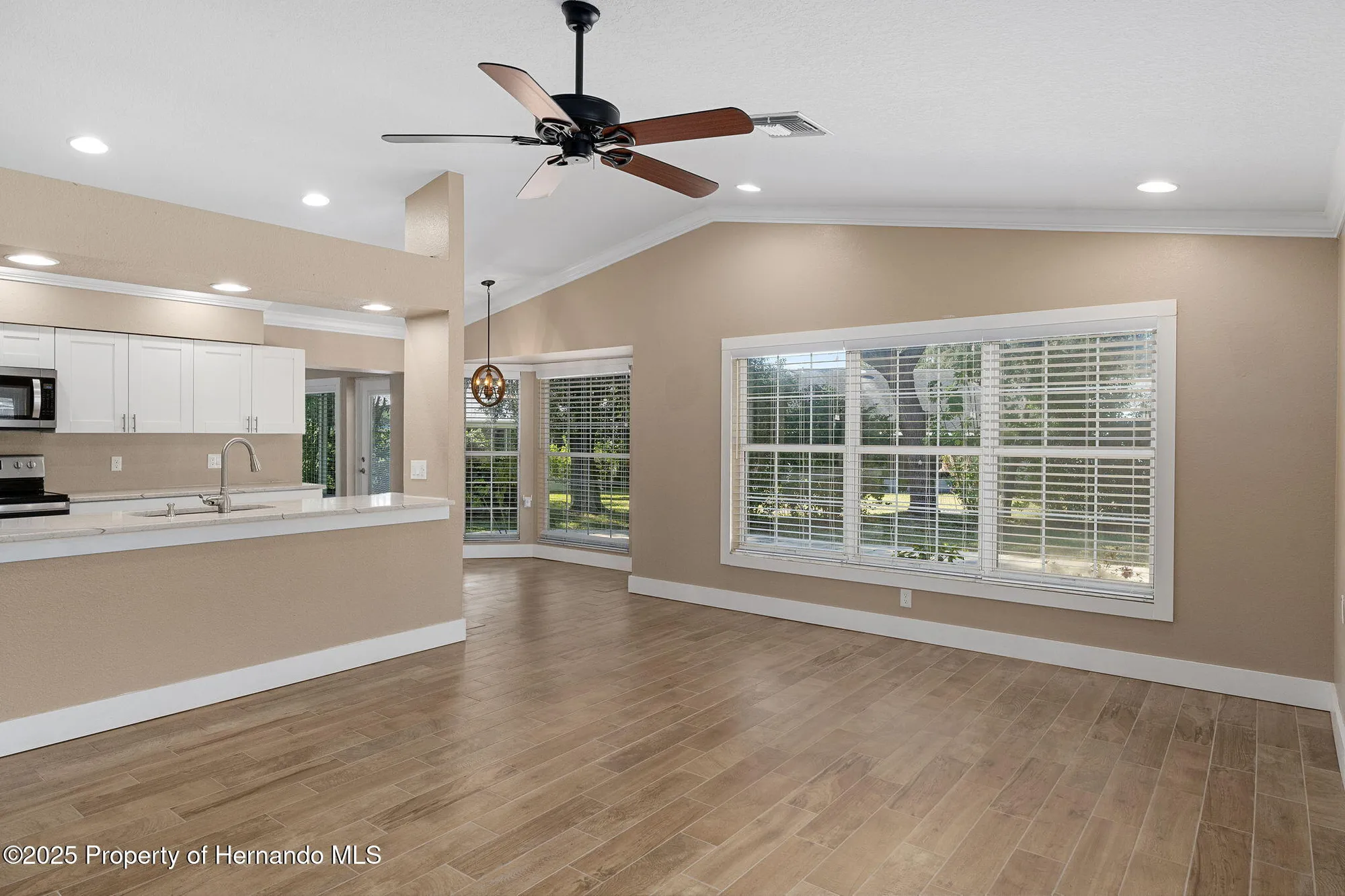 Property Slideshow image 26 of 81 | 3015 saw mill ln, Spring Hill, FL, 34606