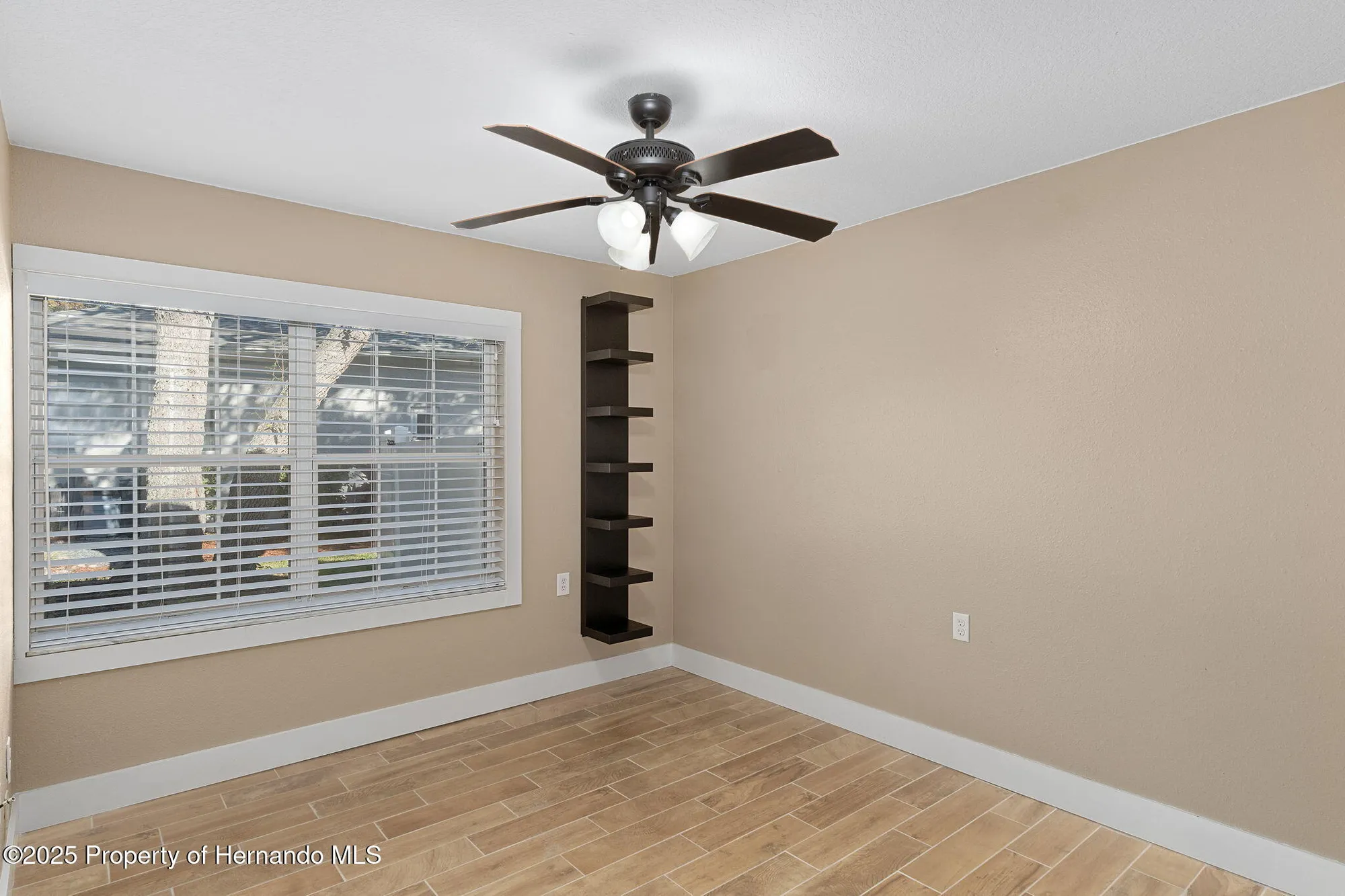 Property Slideshow image 29 of 81 | 3015 saw mill ln, Spring Hill, FL, 34606