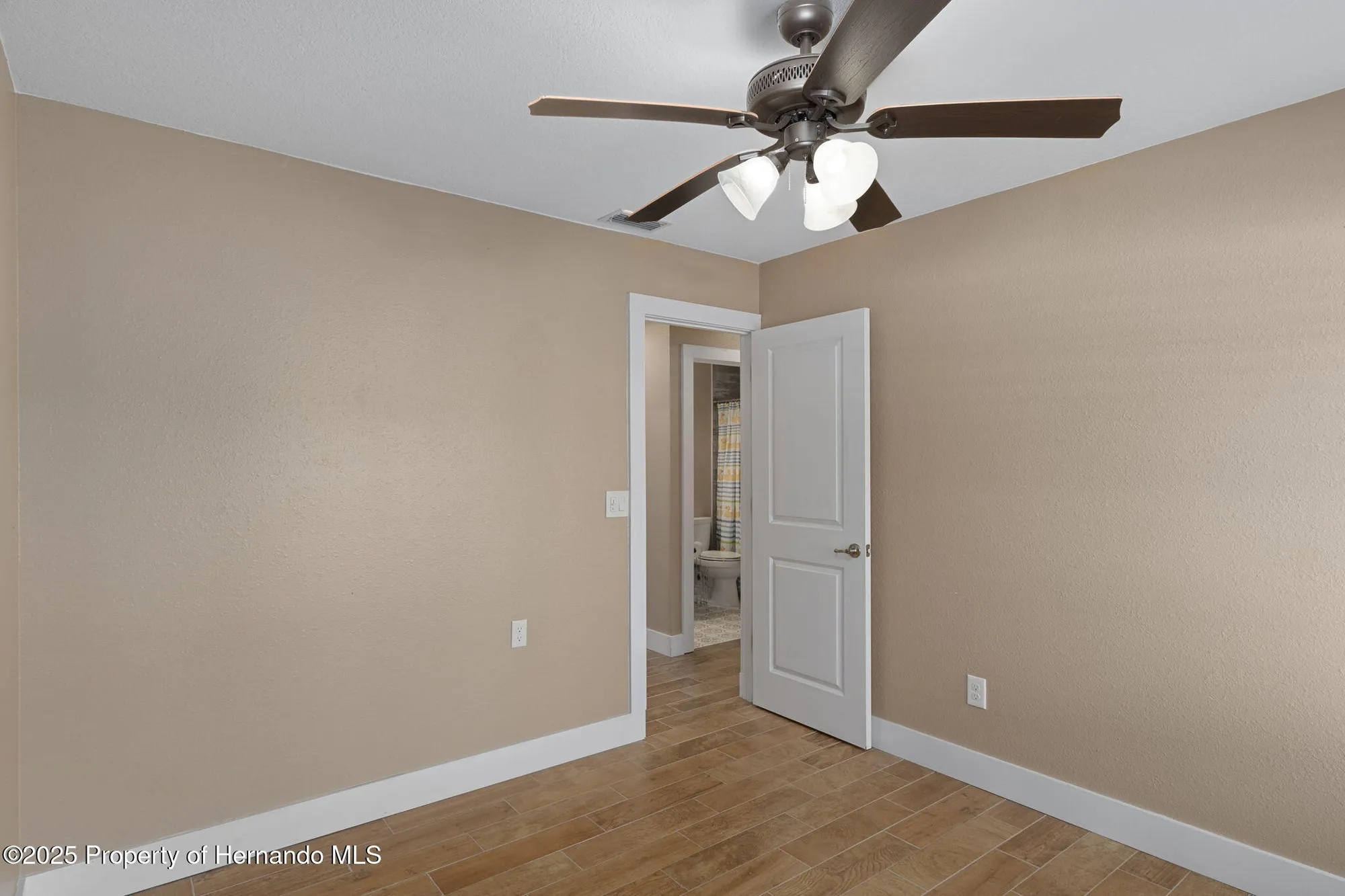 Property Slideshow image 30 of 81 | 3015 saw mill ln, Spring Hill, FL, 34606