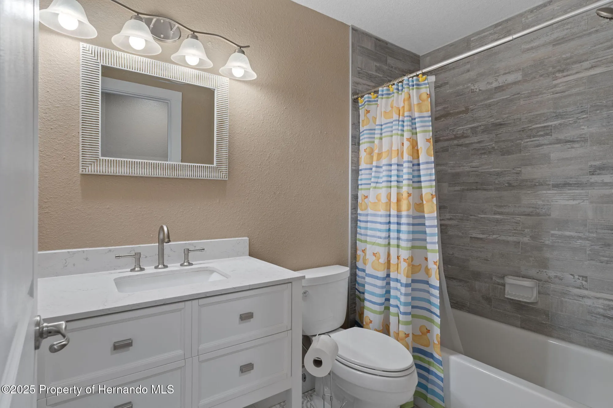 Property Slideshow image 31 of 81 | 3015 saw mill ln, Spring Hill, FL, 34606