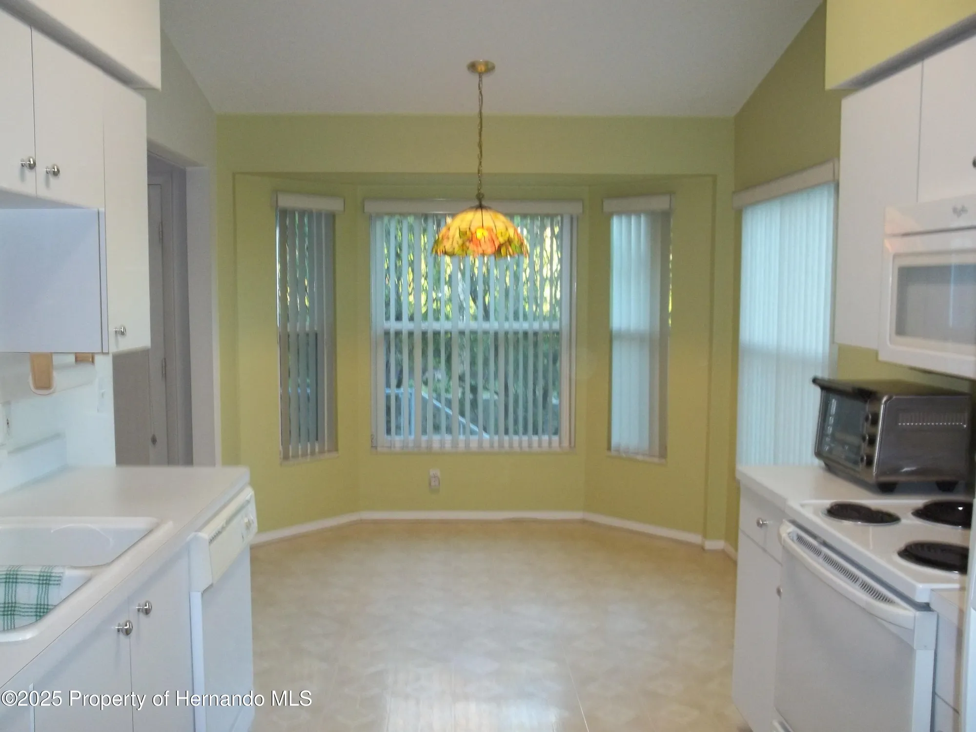 Property Slideshow image 8 of 25 | 6209 hardscrabble ct, Spring Hill, FL, 34606