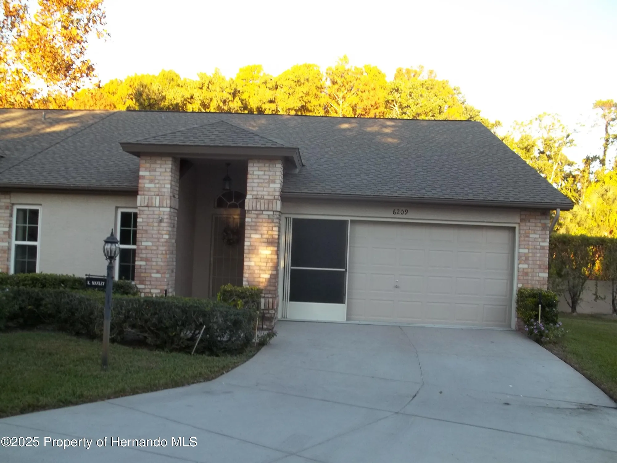 Property Slideshow image 1 of 25 | 6209 hardscrabble ct, Spring Hill, FL, 34606