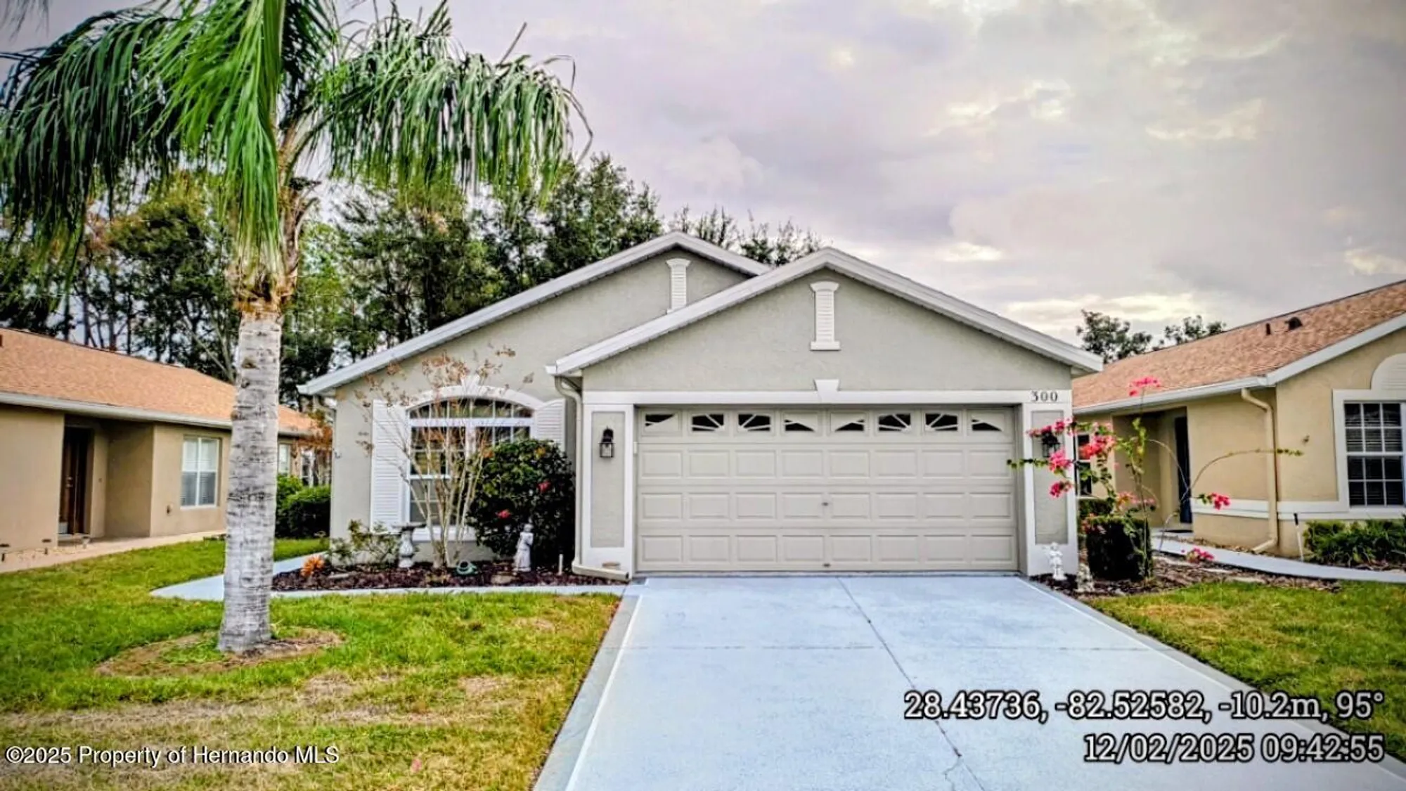 Property Slideshow image 1 of 40 | 300 hartford ct, Spring Hill, FL, 34609
