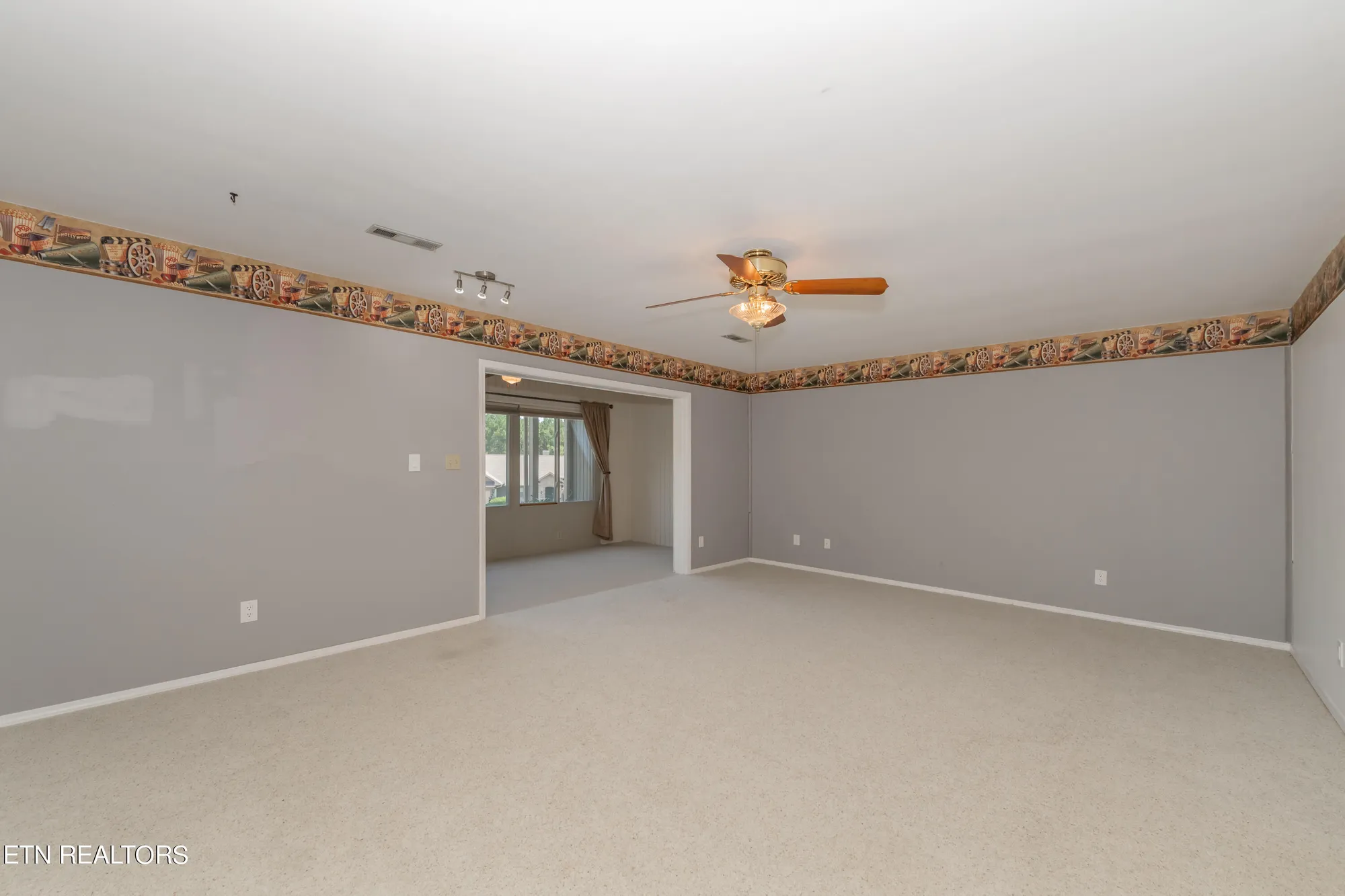 Property Slideshow image 31 of 49 | 104 chota hills trce, Loudon, TN, 37774