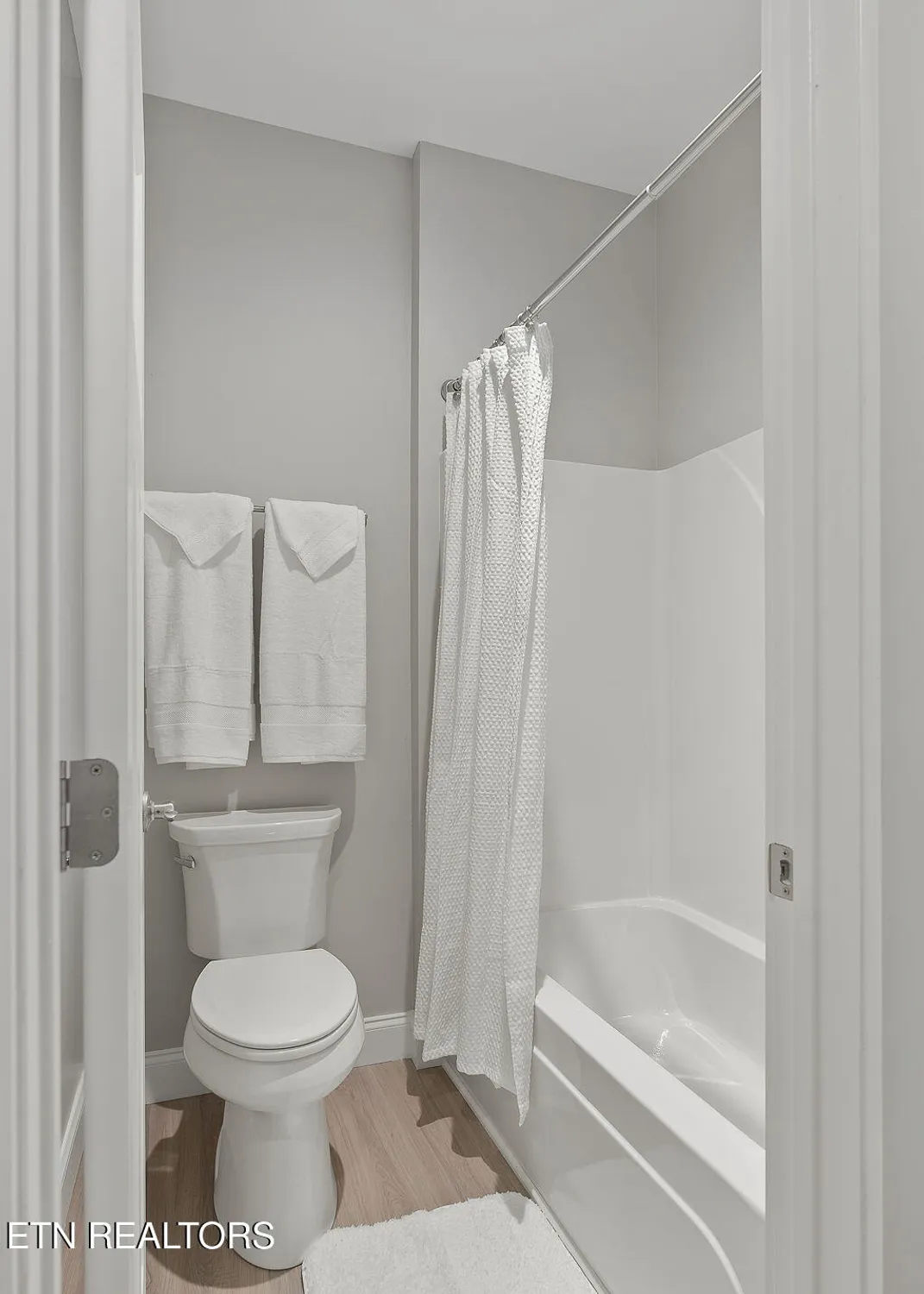 Property Slideshow image 35 of 43 | 212 westchester dr, Crossville, TN, 38558