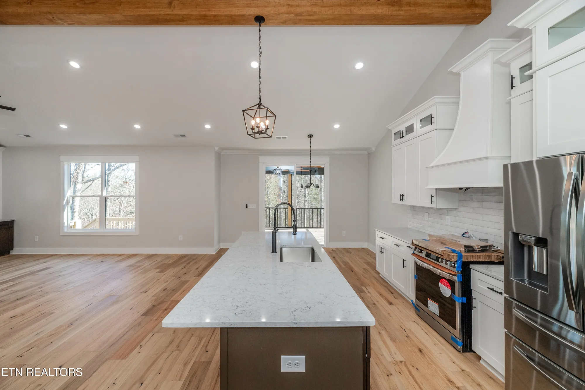 Property Slideshow image 11 of 58 | 124 nuhya way, Loudon, TN, 37774