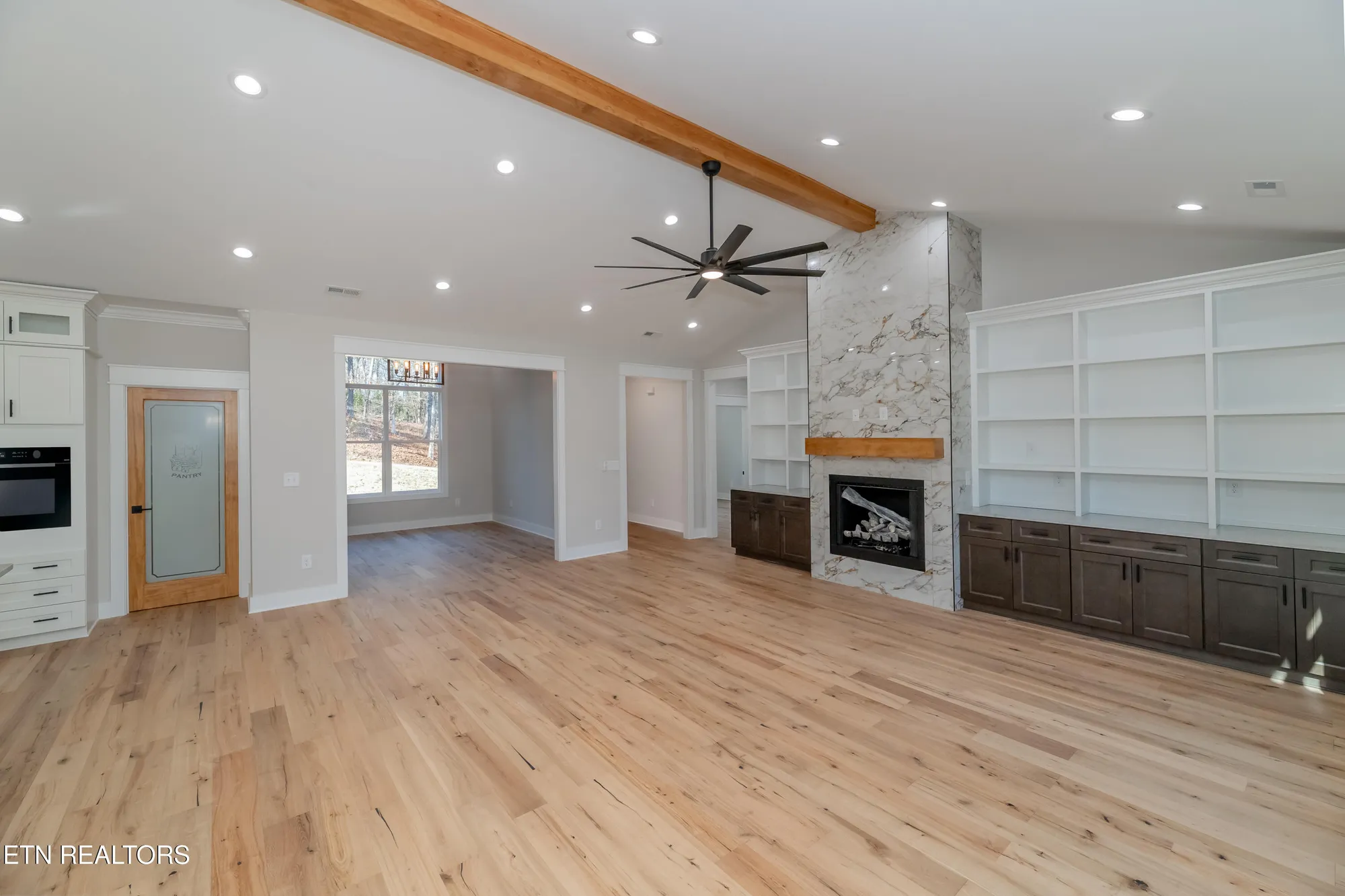 Property Slideshow image 10 of 58 | 124 nuhya way, Loudon, TN, 37774