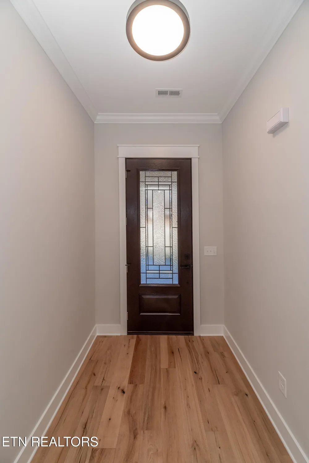 Property Slideshow image 4 of 58 | 124 nuhya way, Loudon, TN, 37774