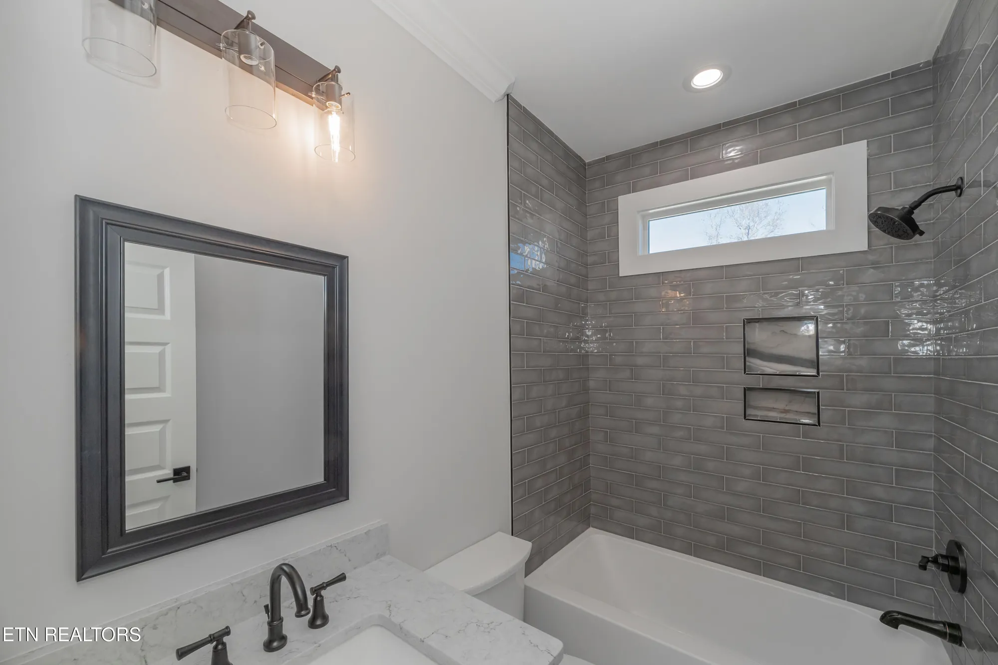 Property Slideshow image 46 of 58 | 124 nuhya way, Loudon, TN, 37774