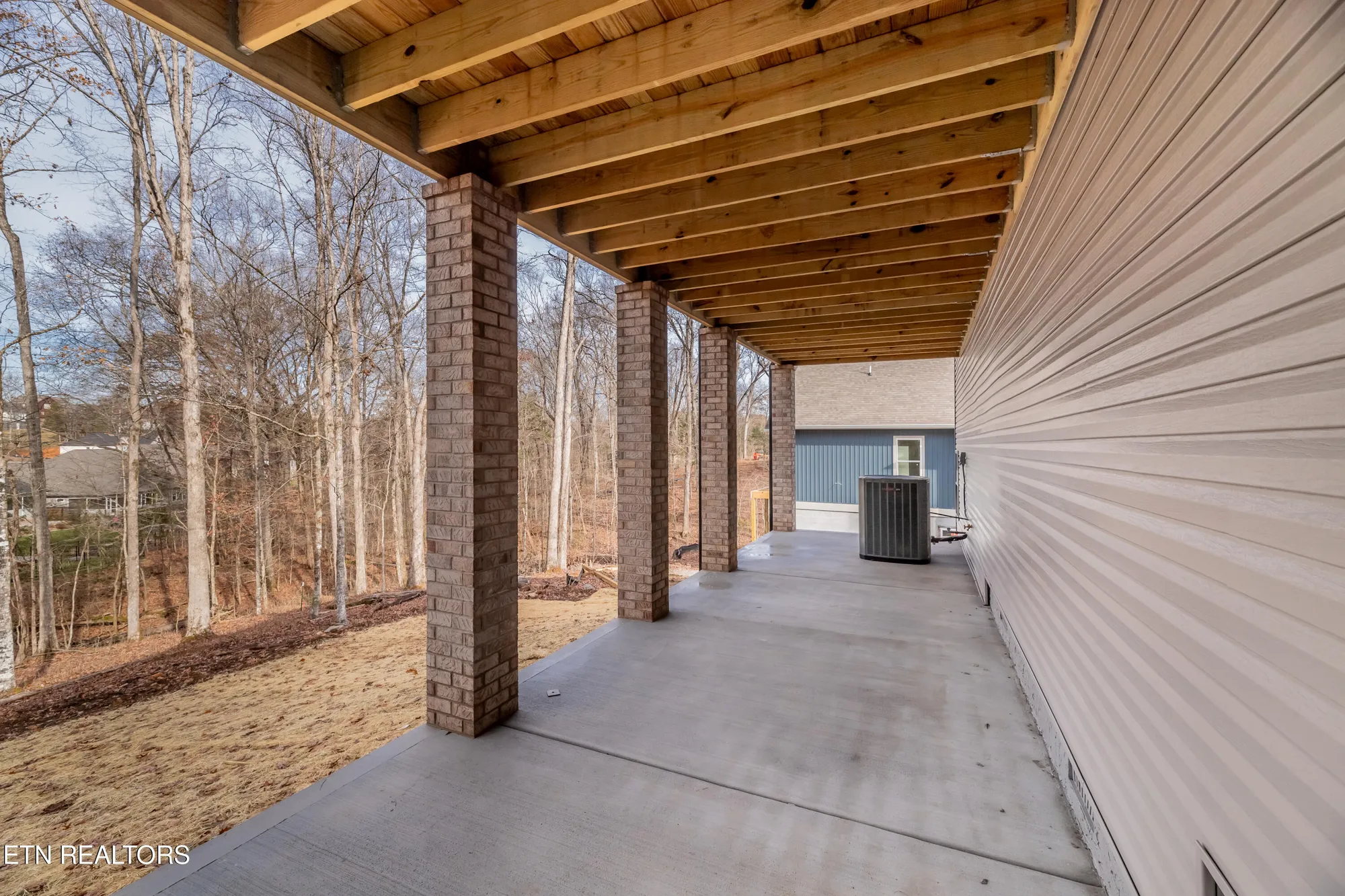 Property Slideshow image 43 of 49 | 328 nuhya ln, Loudon, TN, 37774