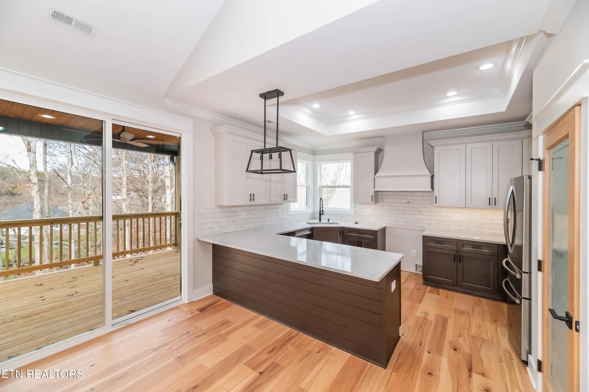 Property Slideshow image 12 of 49 | 328 nuhya ln, Loudon, TN, 37774