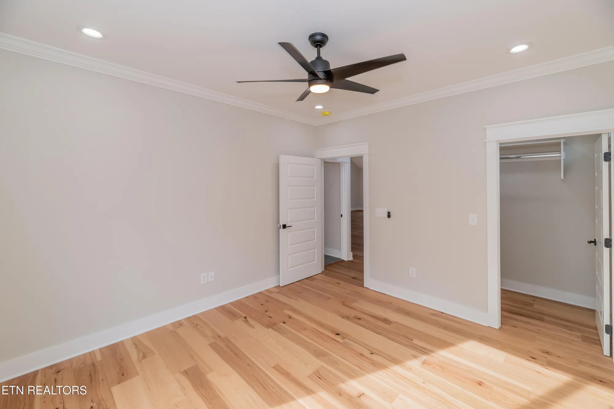 Property Slideshow image 32 of 49 | 328 nuhya ln, Loudon, TN, 37774