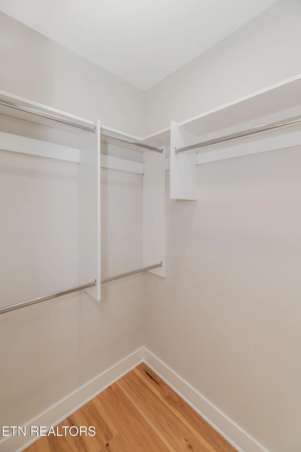 Property Slideshow image 33 of 49 | 328 nuhya ln, Loudon, TN, 37774