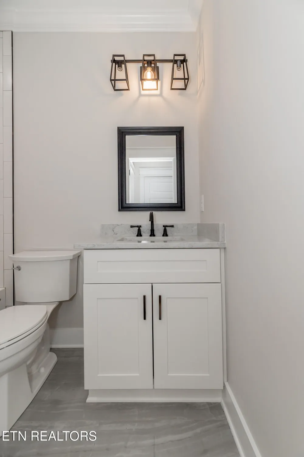 Property Slideshow image 35 of 49 | 328 nuhya ln, Loudon, TN, 37774