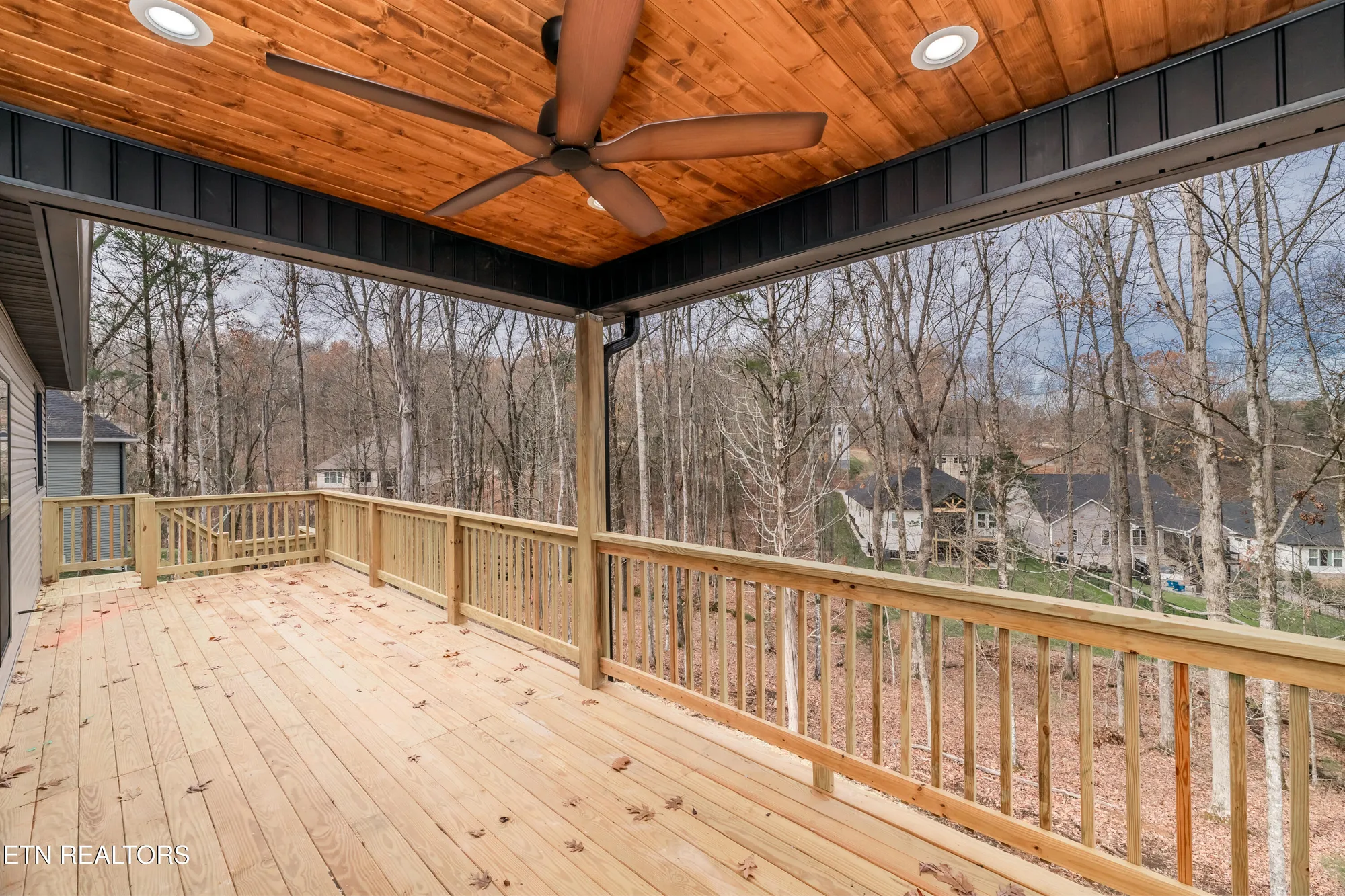 Property Slideshow image 42 of 49 | 328 nuhya ln, Loudon, TN, 37774