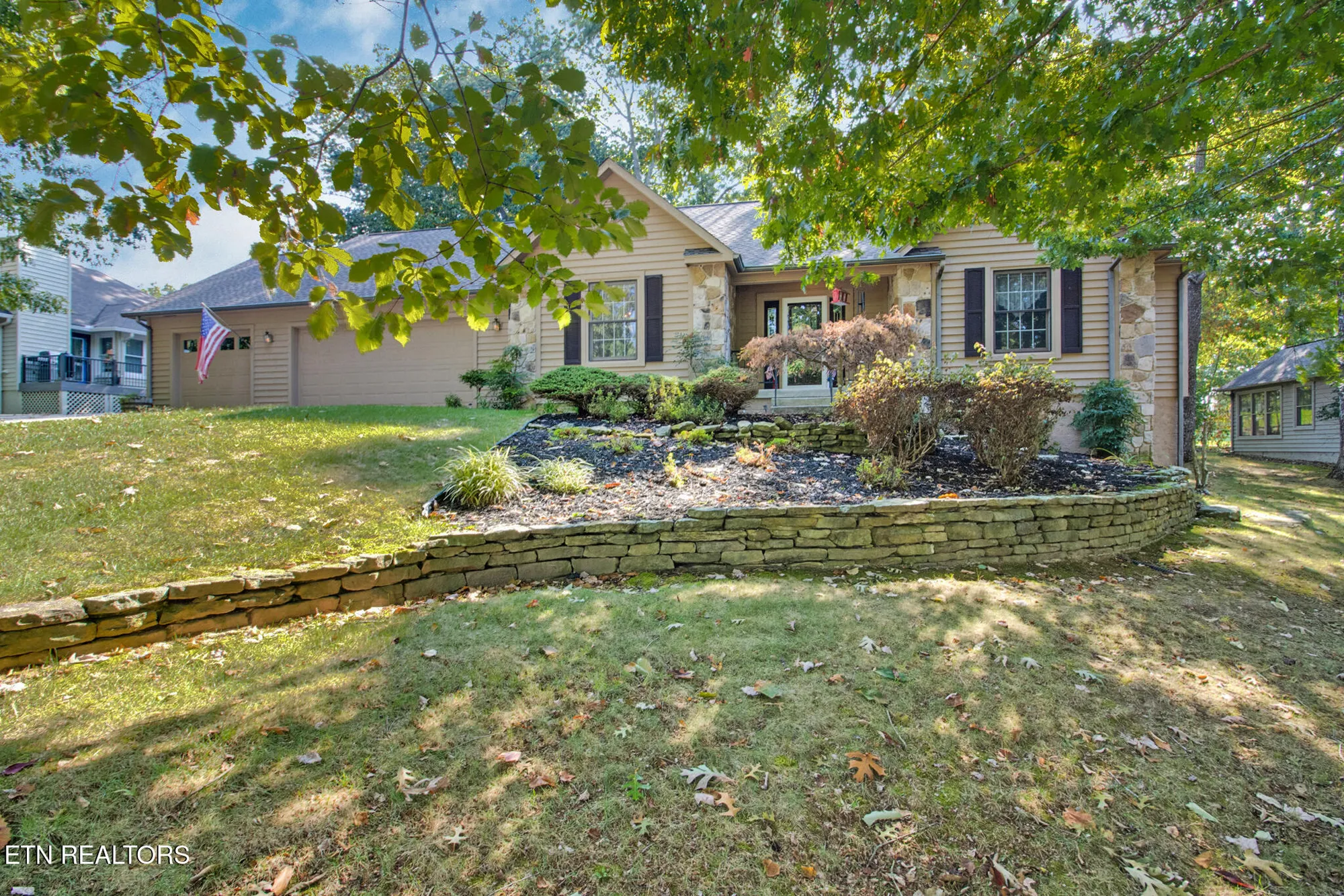 Property Slideshow image 13 of 48 | 21 amesbury ct, Crossville, TN, 38558