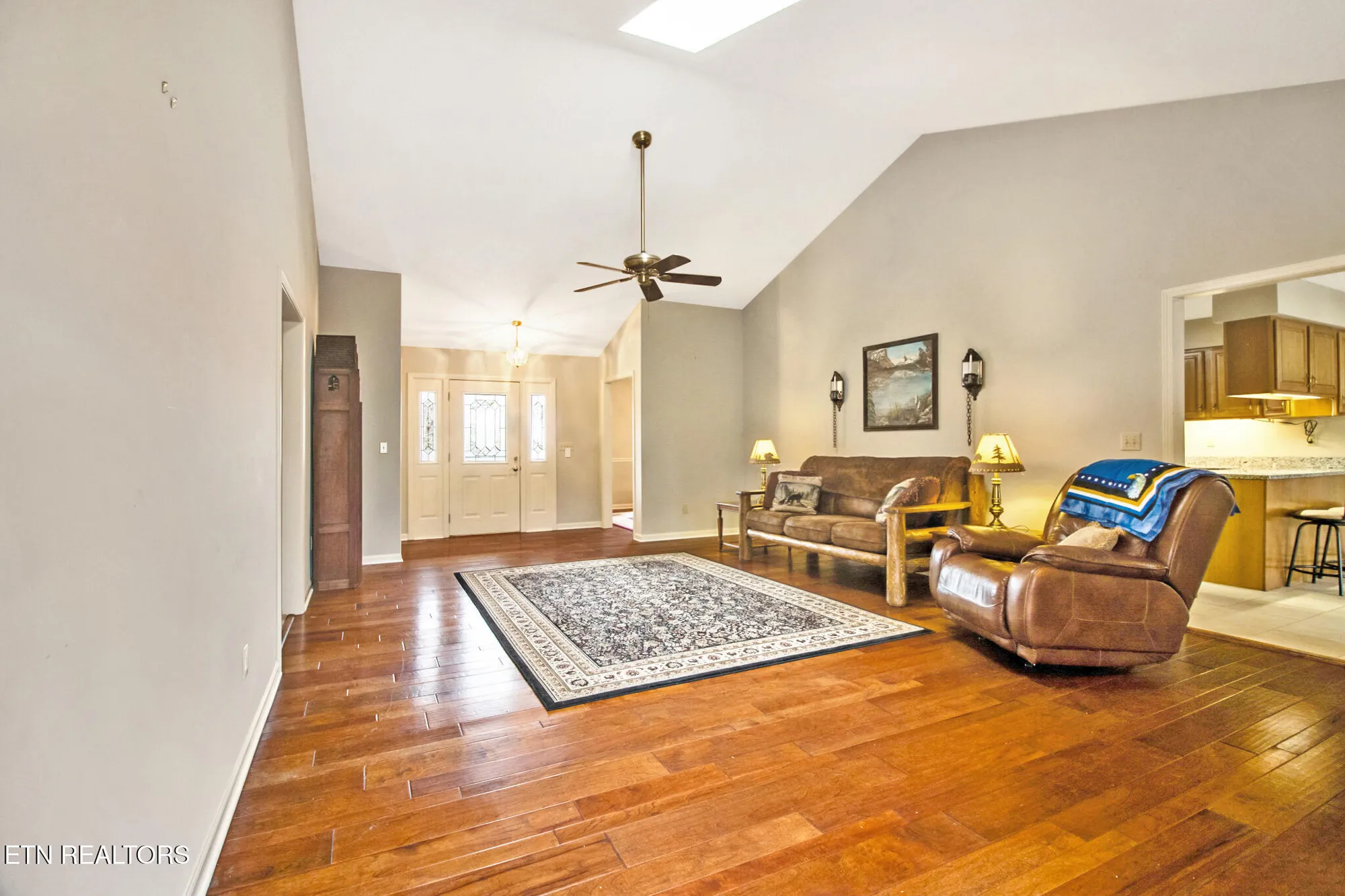 Property Slideshow image 21 of 48 | 21 amesbury ct, Crossville, TN, 38558