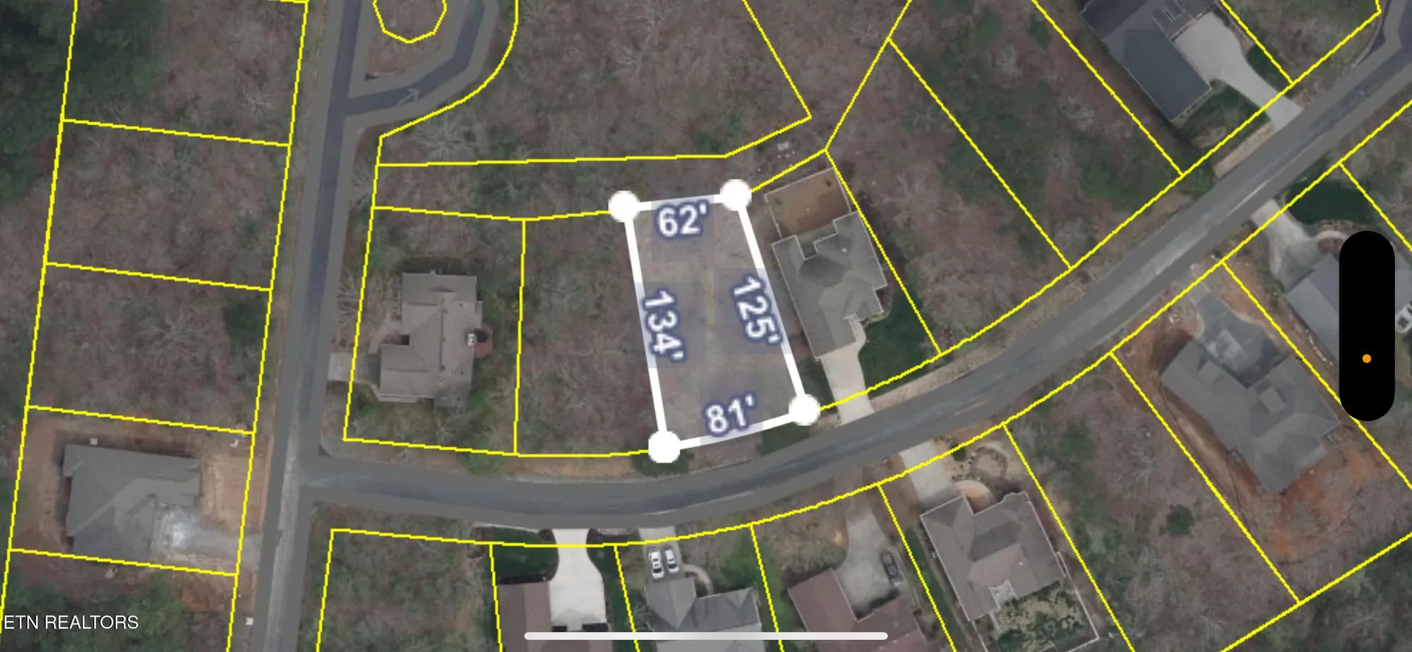 Property Slideshow image 2 of 3 | 204 erick ln, Loudon, TN, 37774