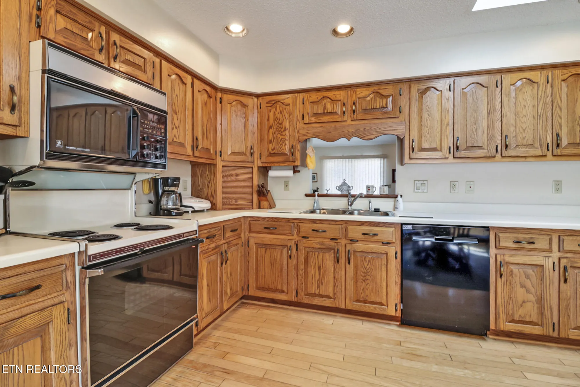 Property Slideshow image 8 of 37 | 144 greenwood rd, Crossville, TN, 38558