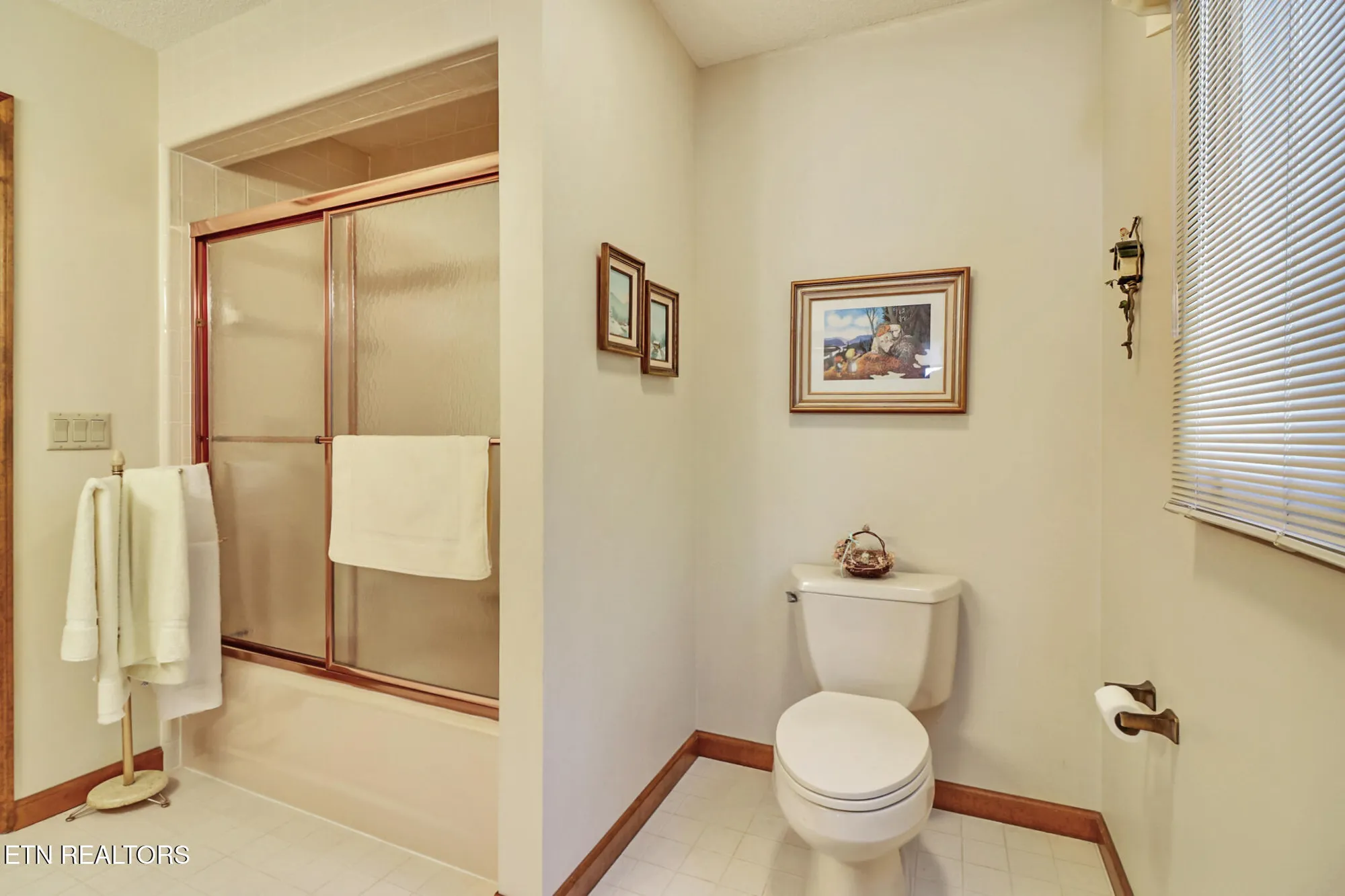 Property Slideshow image 25 of 37 | 144 greenwood rd, Crossville, TN, 38558