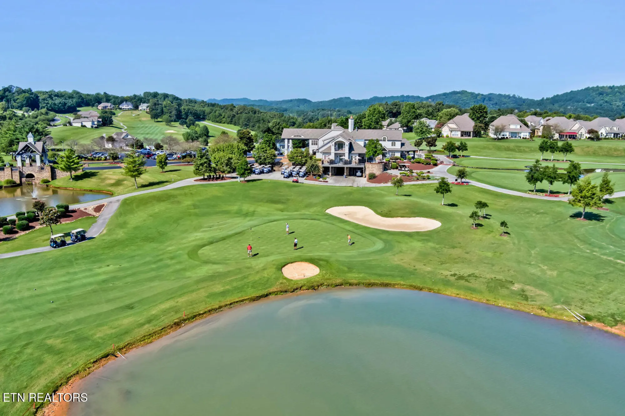 Property Slideshow image 52 of 57 | 612 sandpiper dr, Vonore, TN, 37885