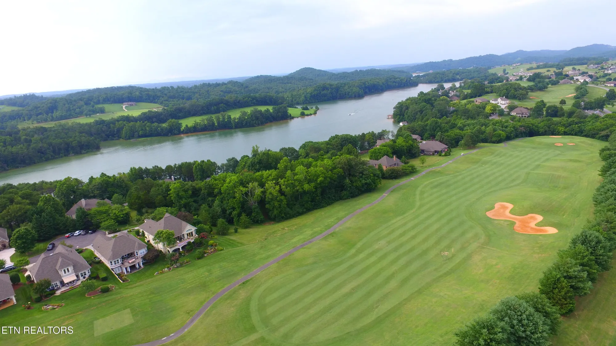 Property Slideshow image 49 of 57 | 612 sandpiper dr, Vonore, TN, 37885